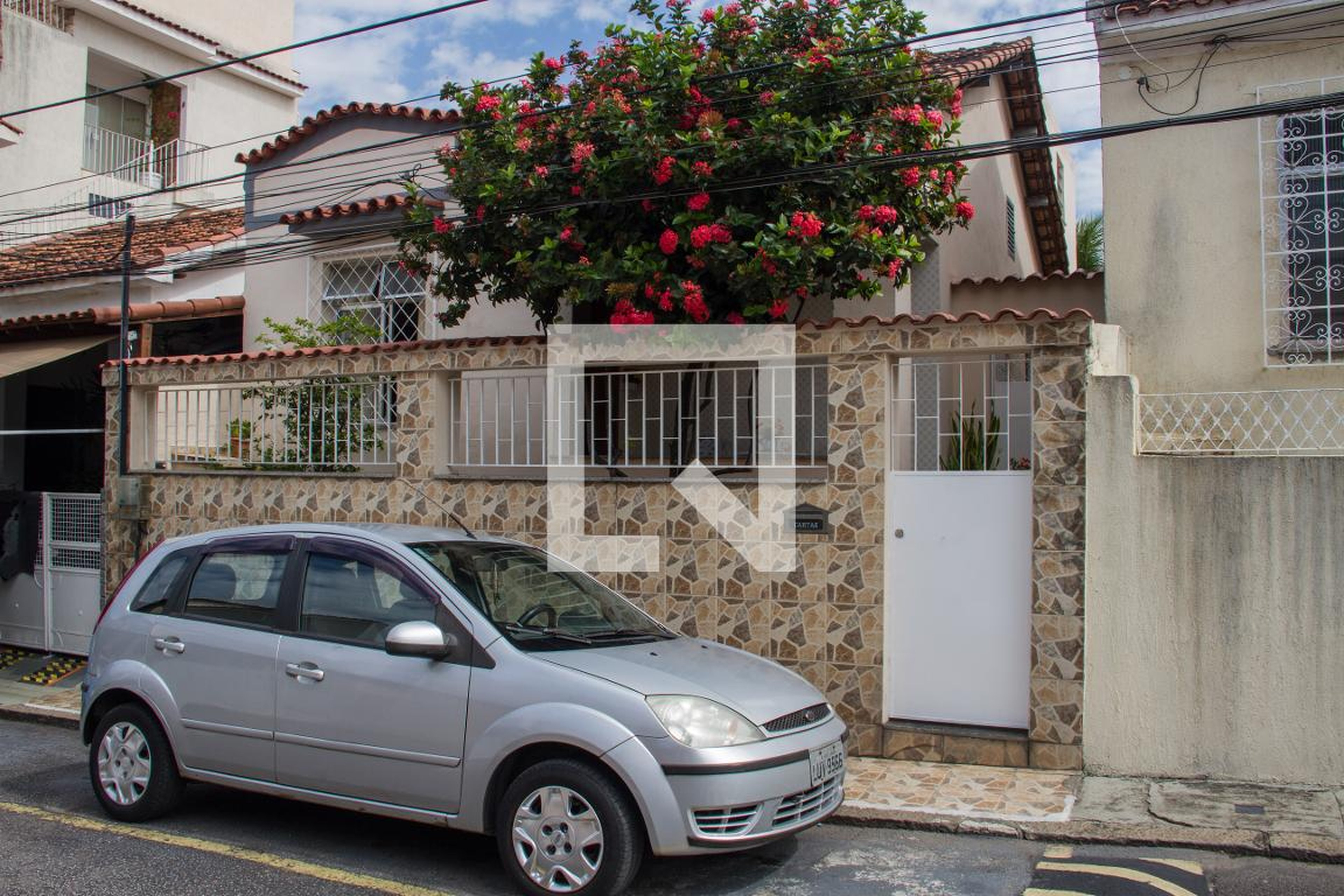 Fachada Condomínio em Rua Joaquim Martins, 333