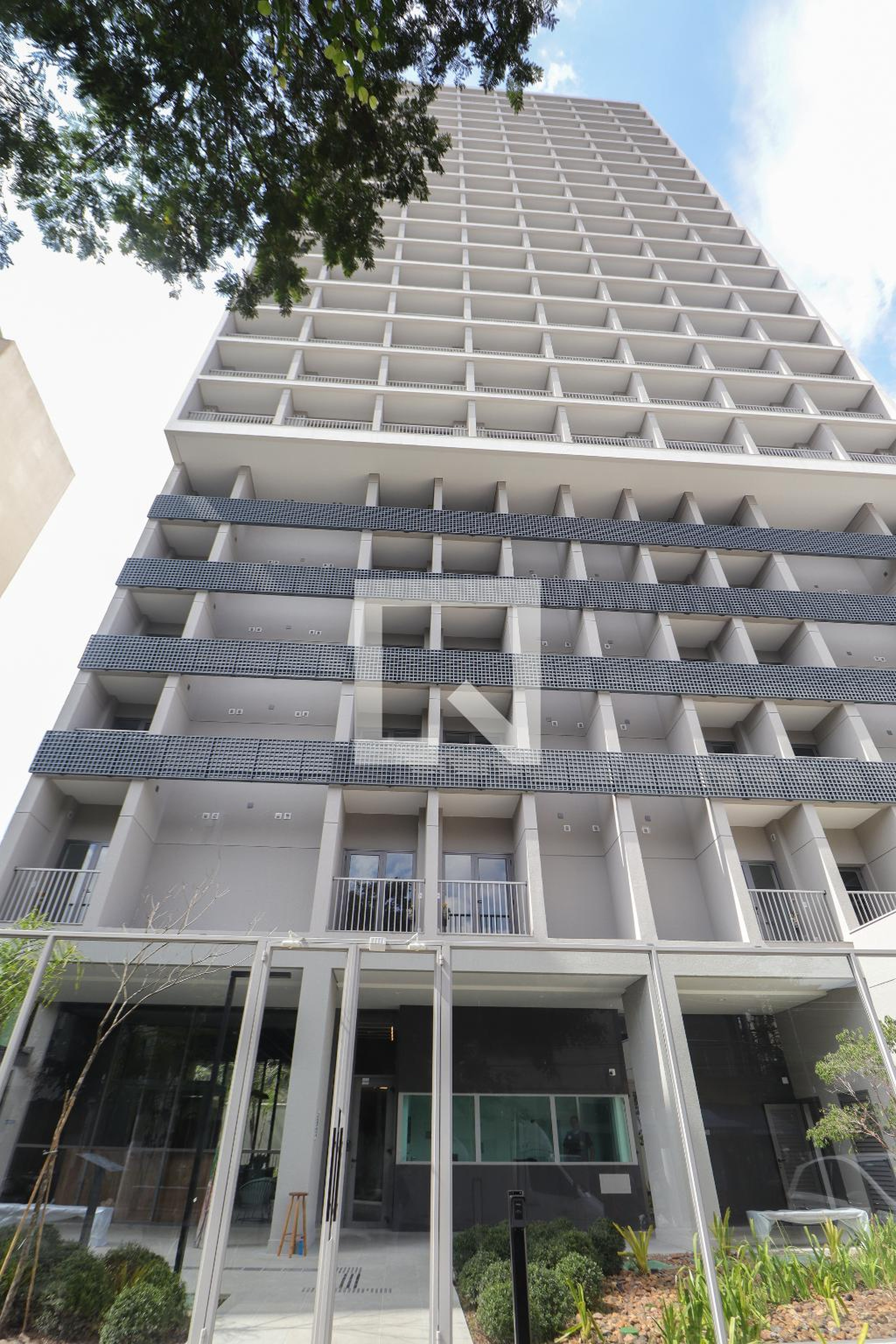 Hall Condomínio em Rua Fernão Dias, 511