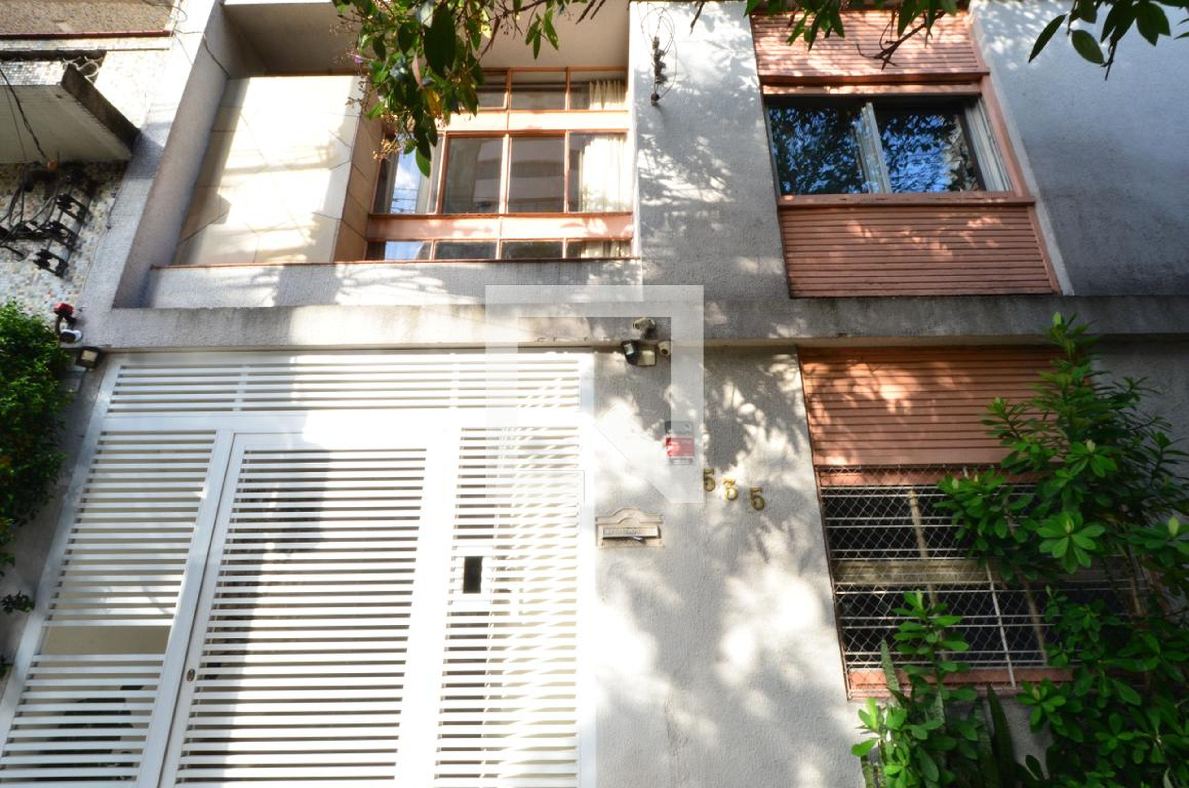 Fachada do Prédio Condomínio Caramuru