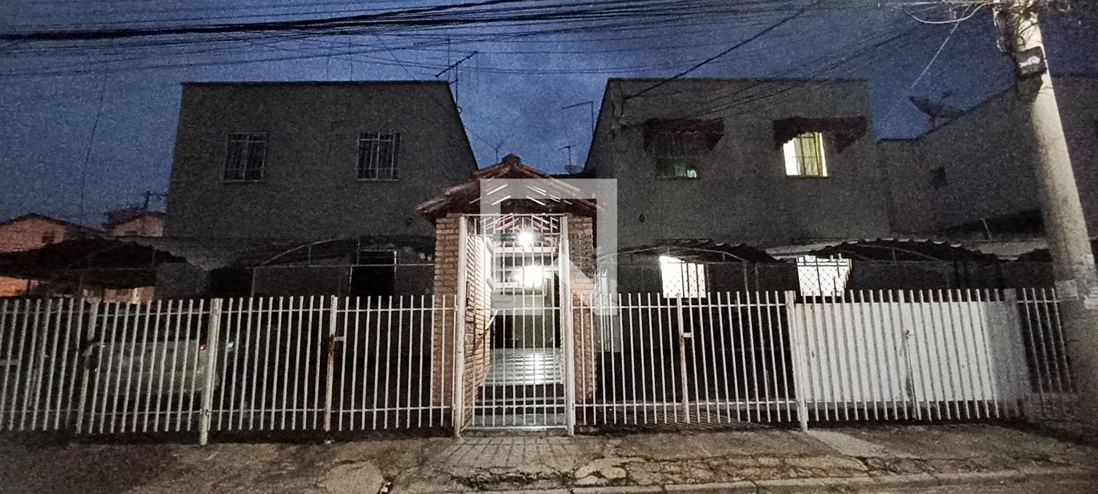 Fachada do Prédio Condomínio em Rua Três, 100C