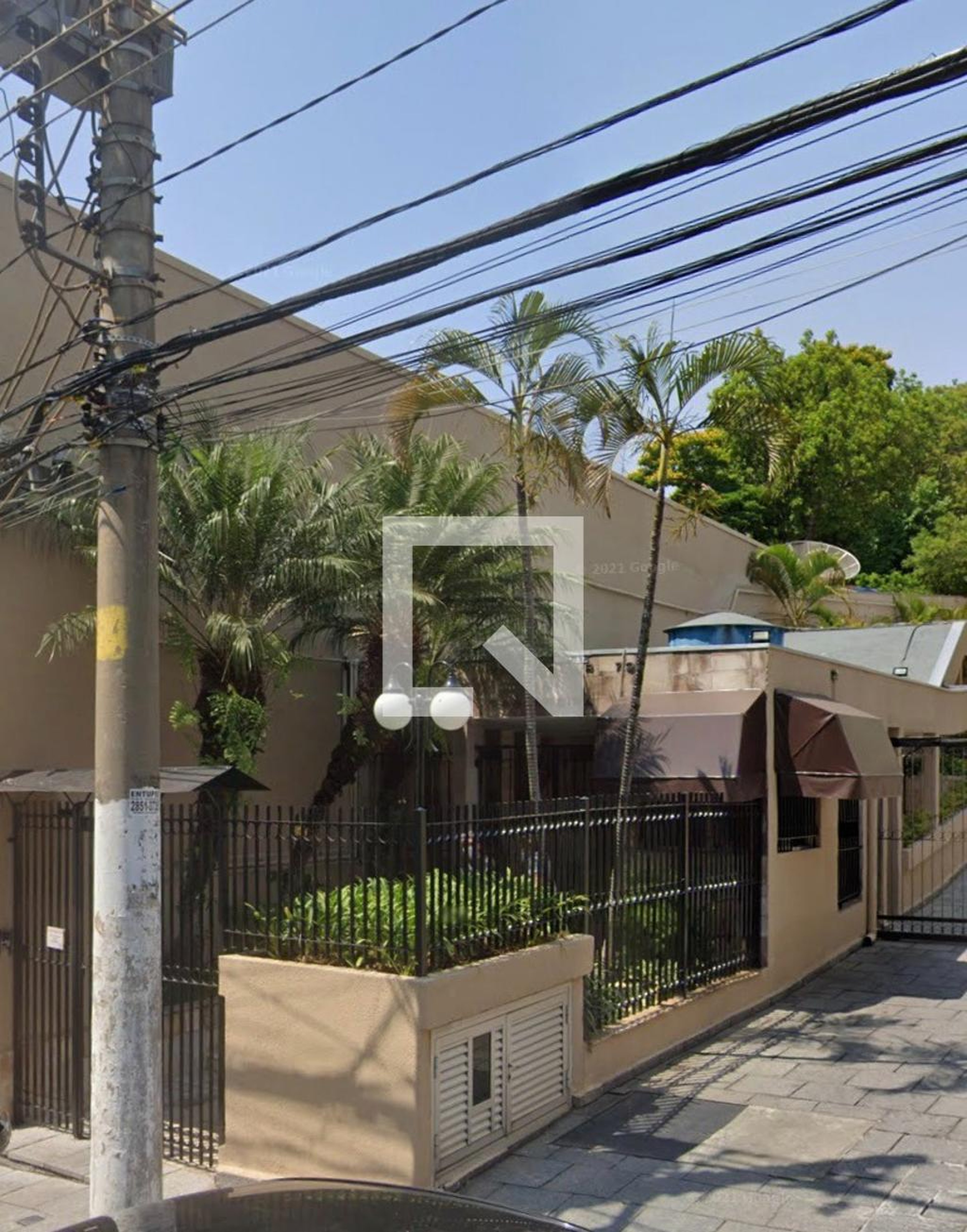 Fachada Condomínio em Rua Mamud Rahd, 69