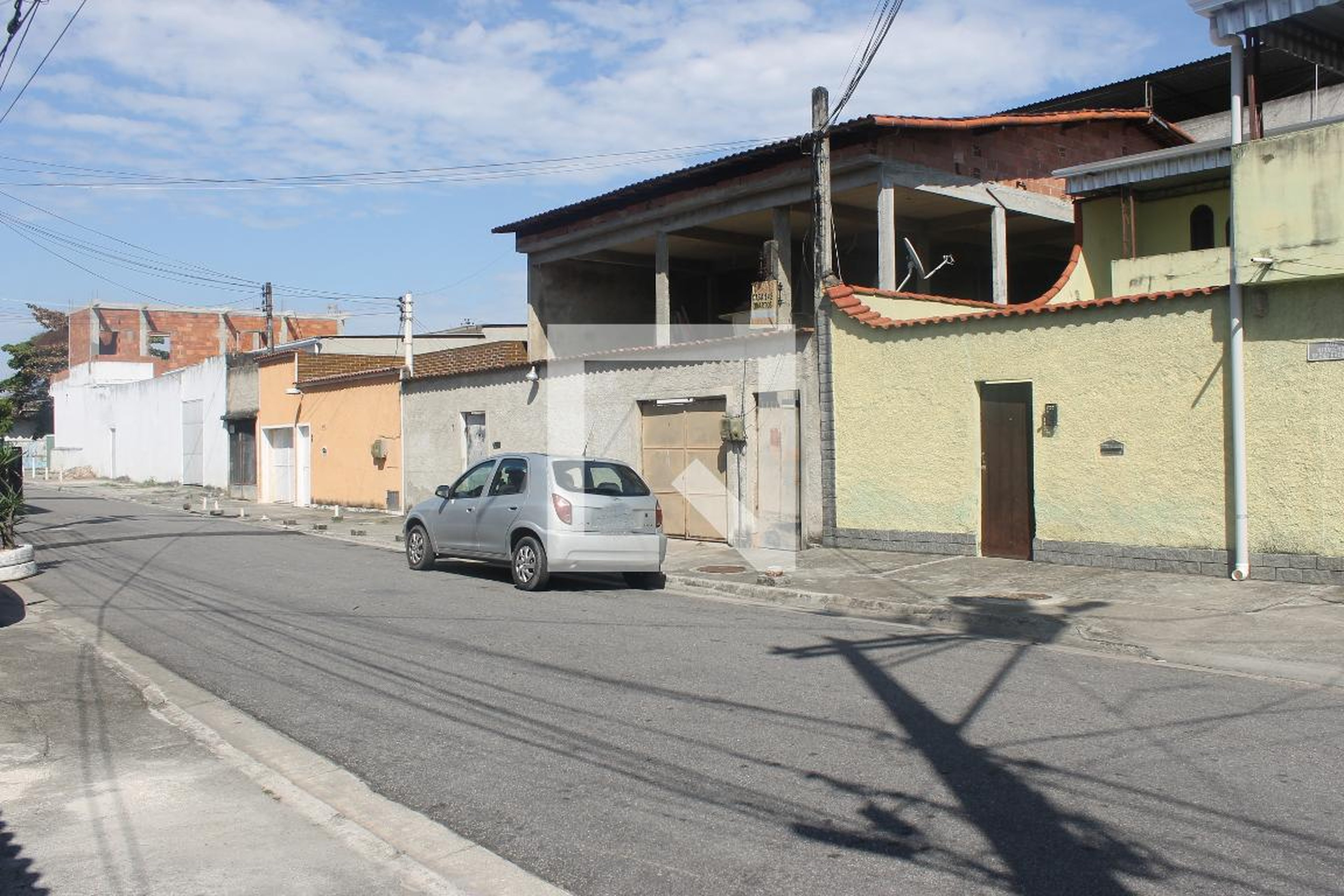 Fachada Condomínio em Rua Miracema, 231