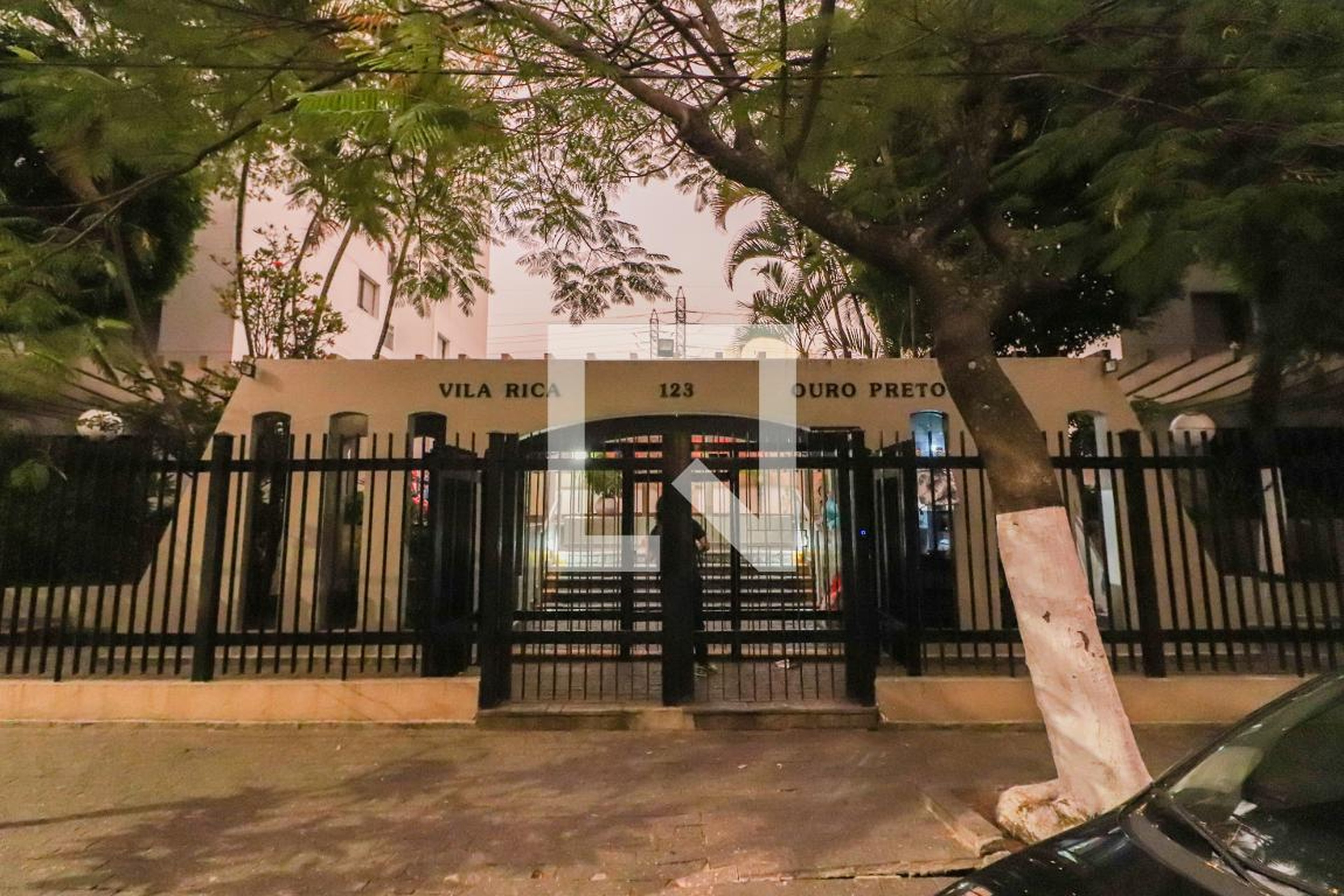 Fachada do Condomínio Edifício Vila Rica e Ouro Preto