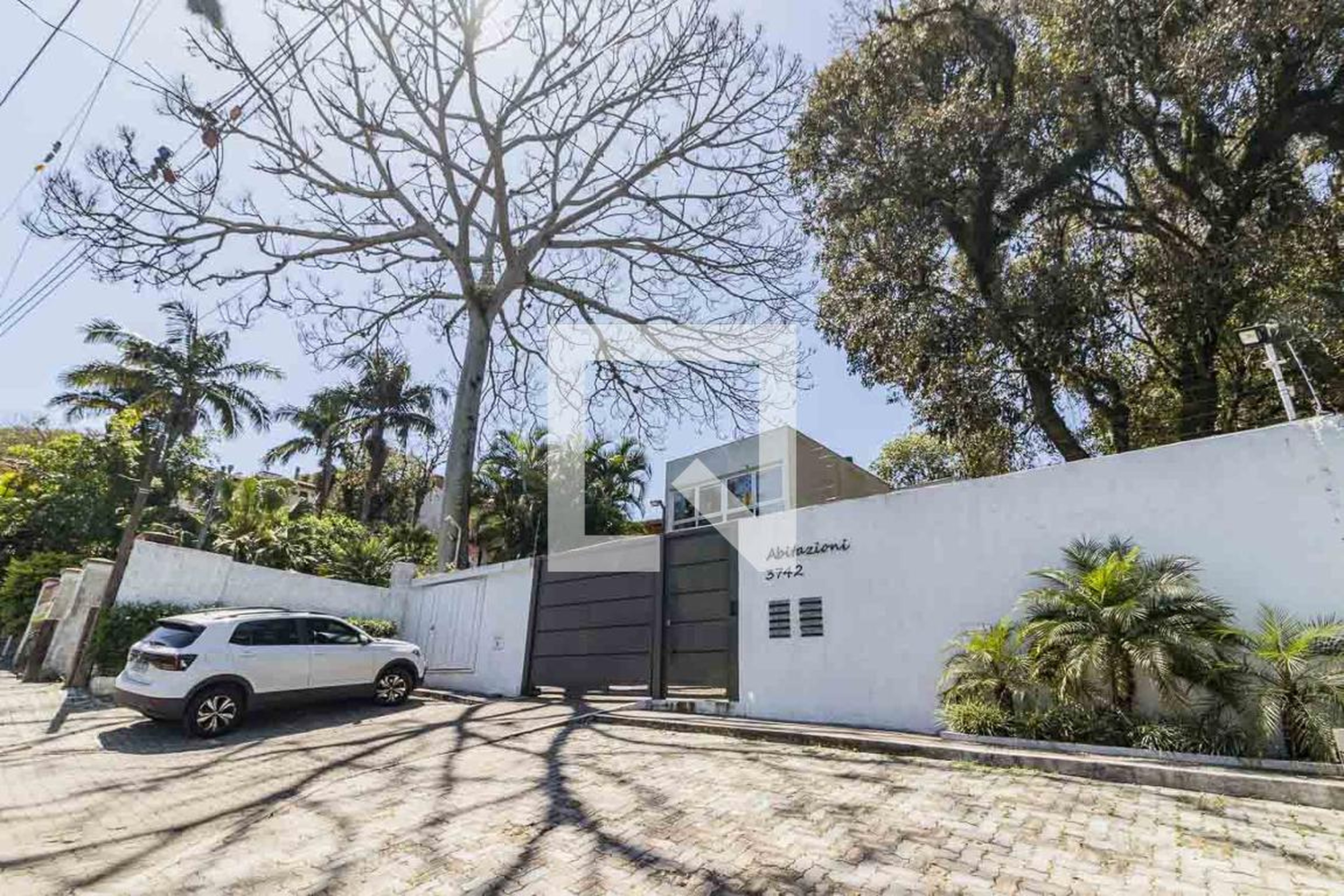 Fachada do Condomínio Condomínio Abitazioni