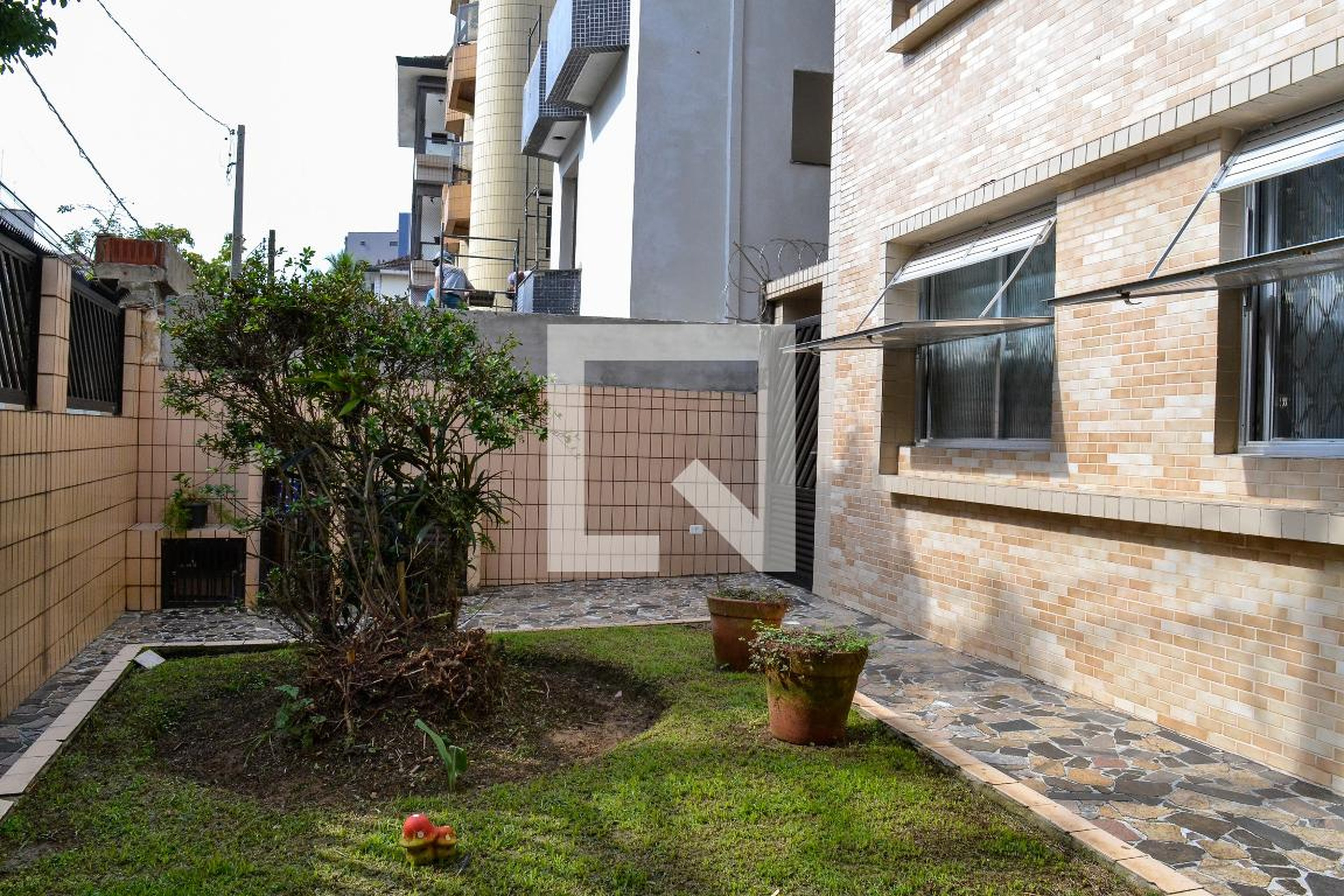 Entrada - Edificio Íbis