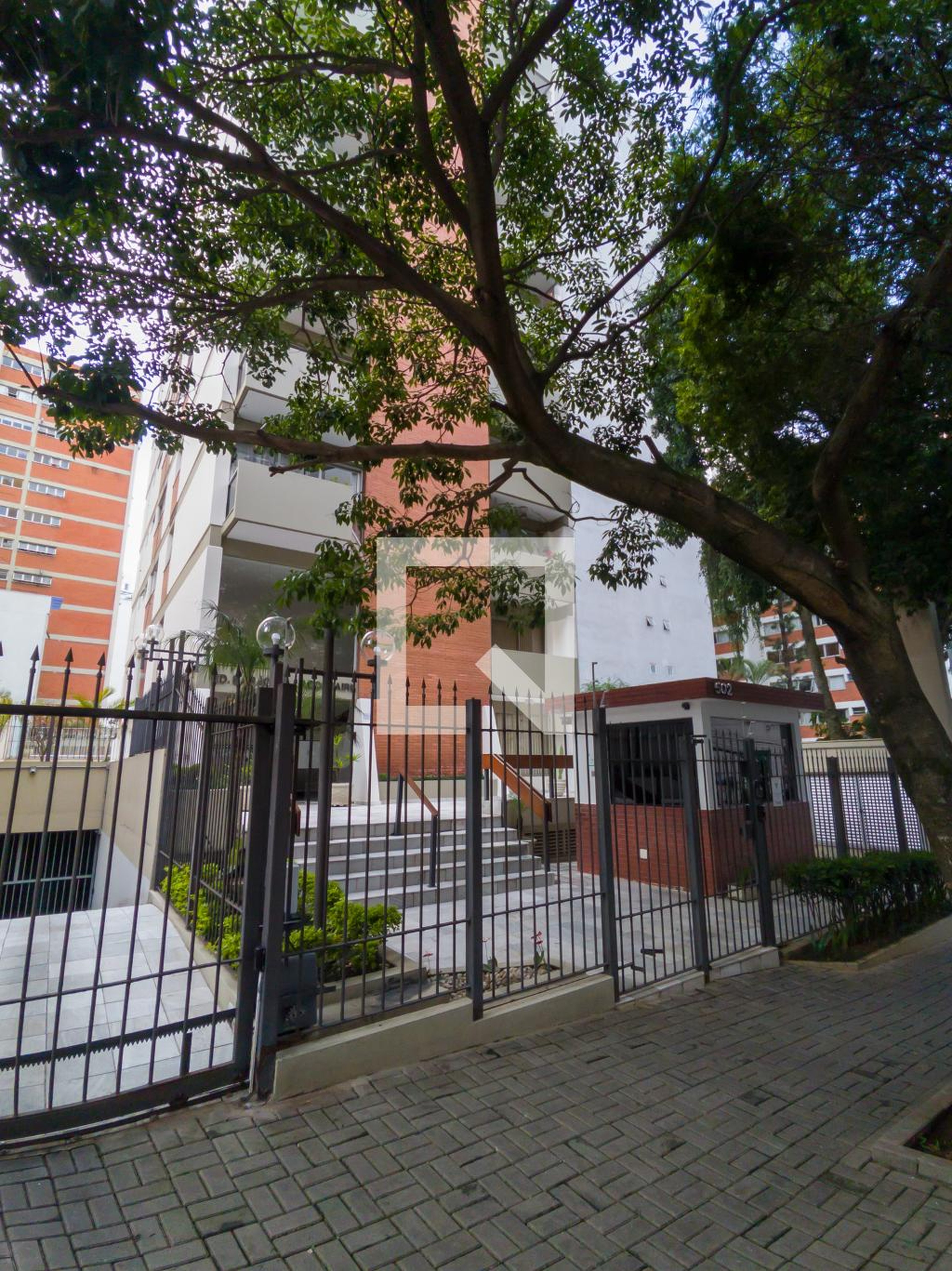 Fachada Condomínio Barão de Lacordaire