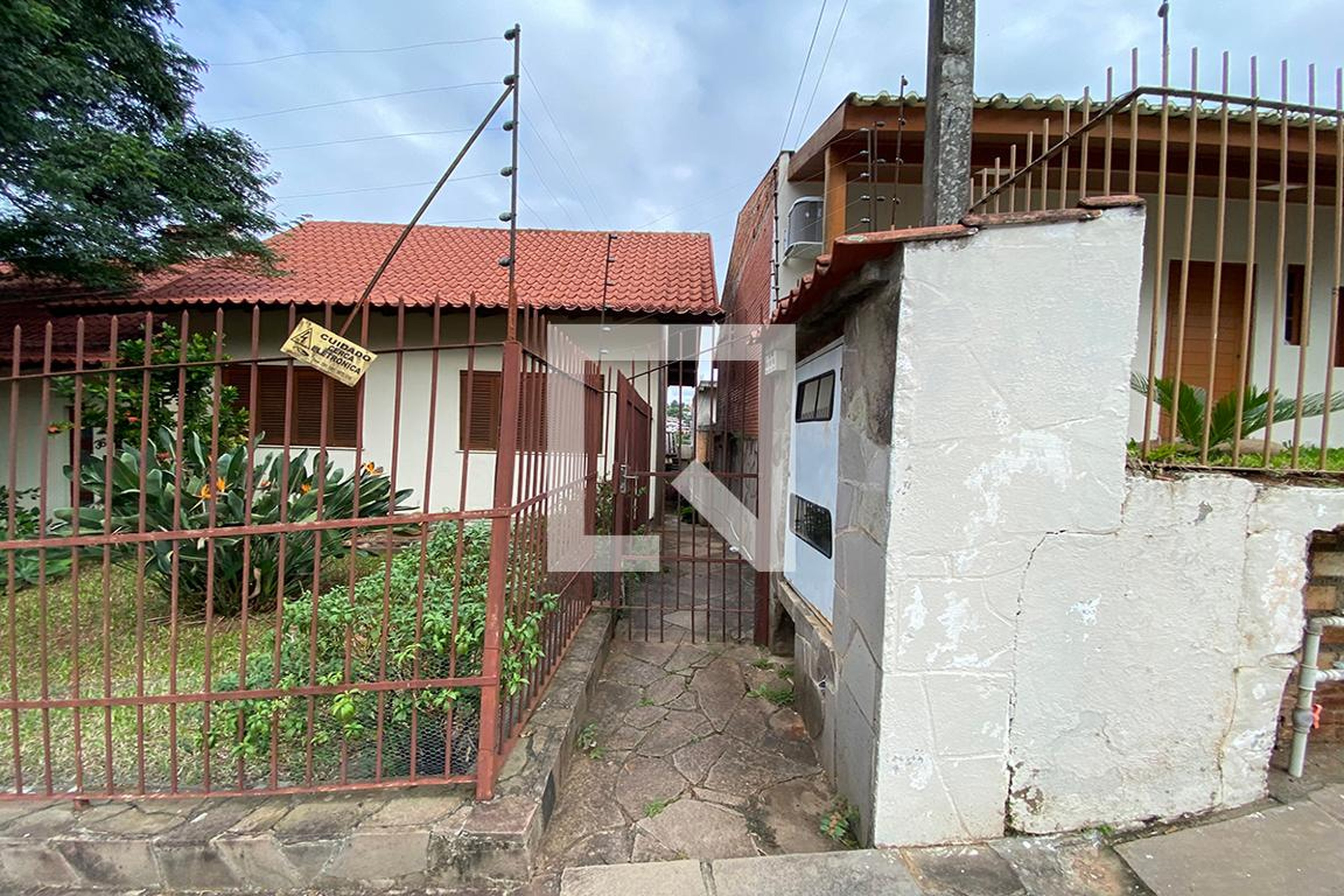 Fachada Condomínio em Rua Arábia, 42