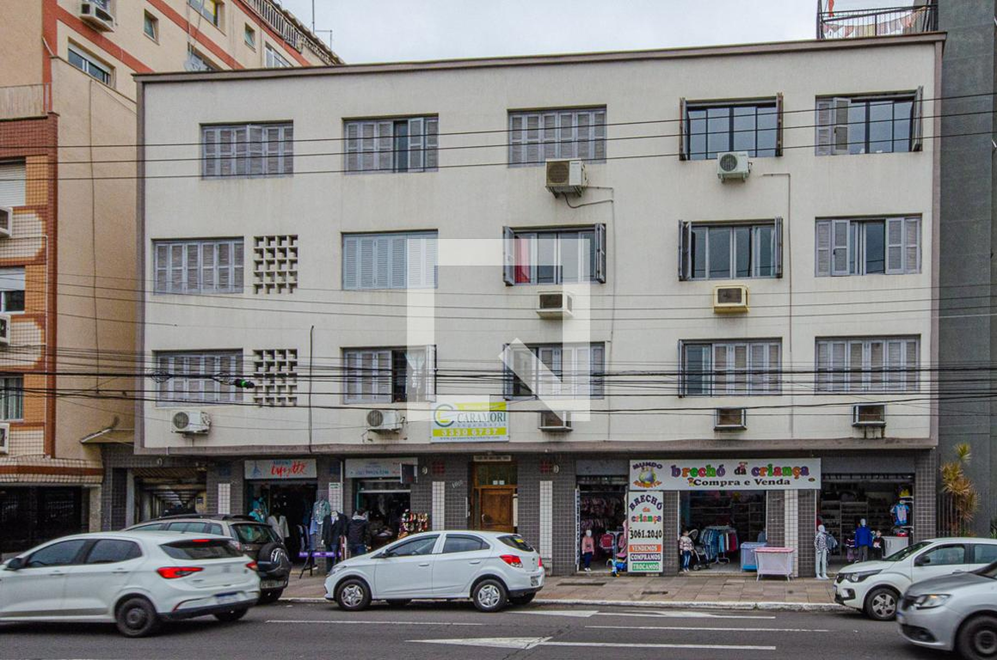 Fachada do Prédio Condomínio Arco Íris