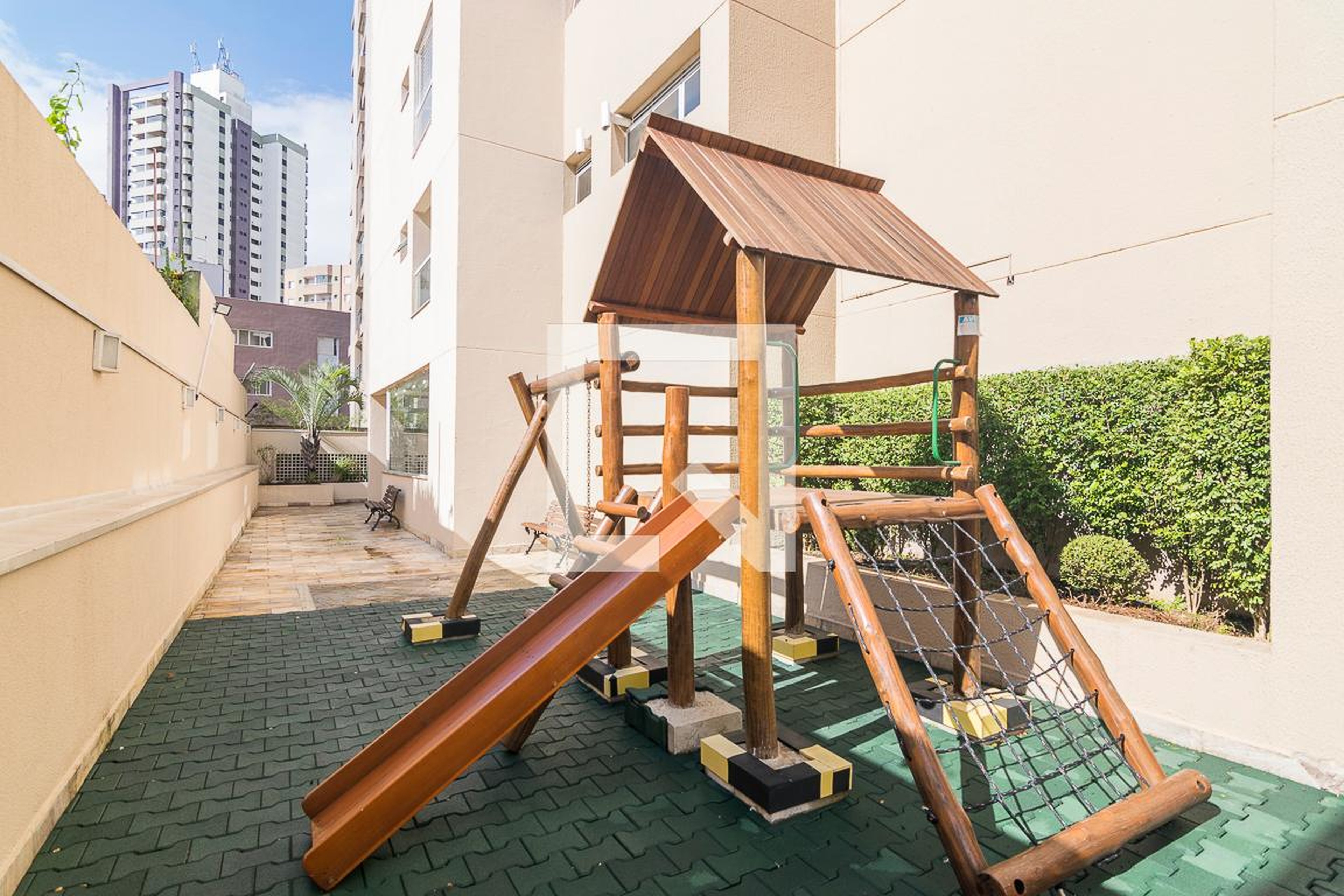 Playground - Torre de Tarsila