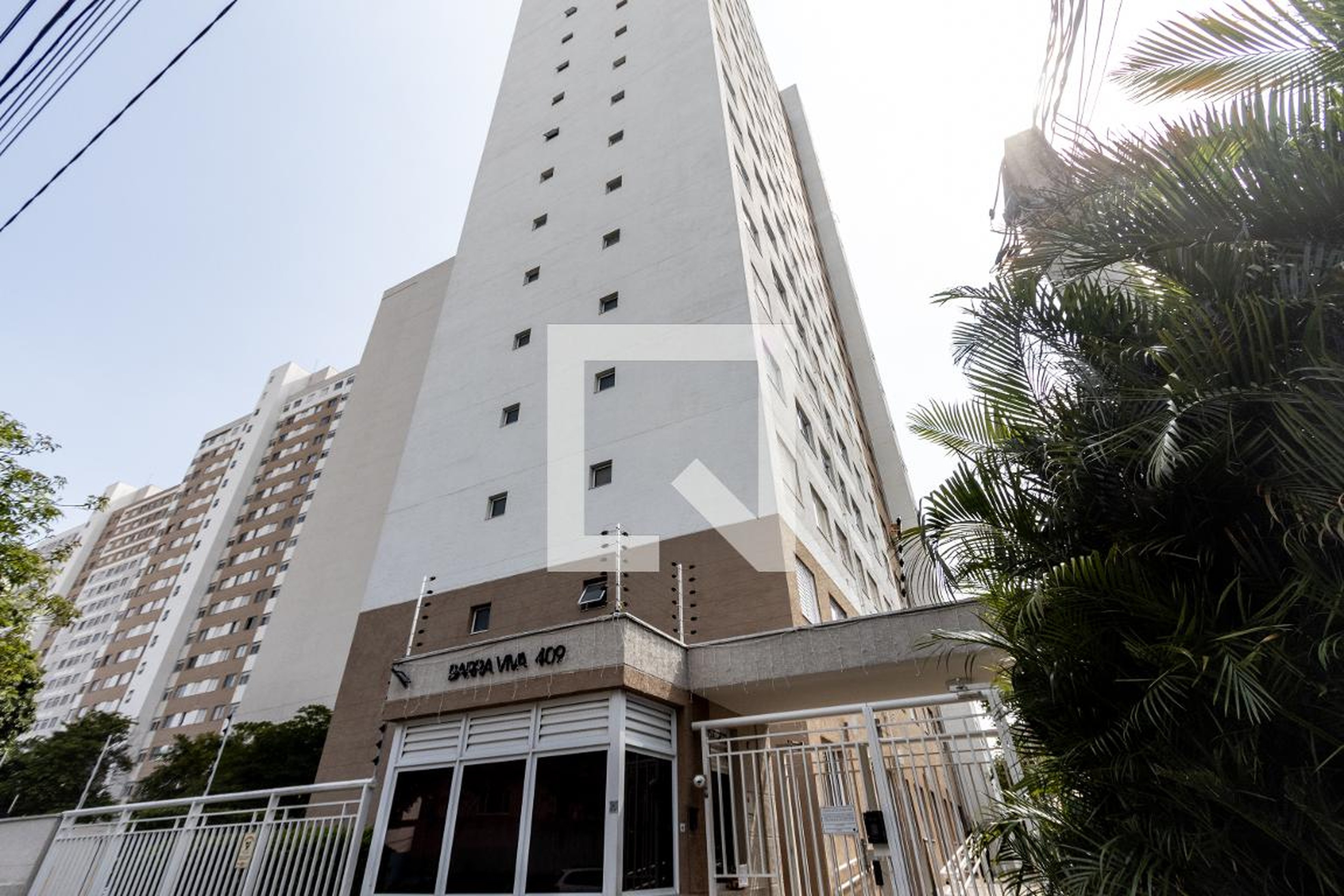 Fachada do condomínio Condomínio Barra Viva- Torre Harmonia