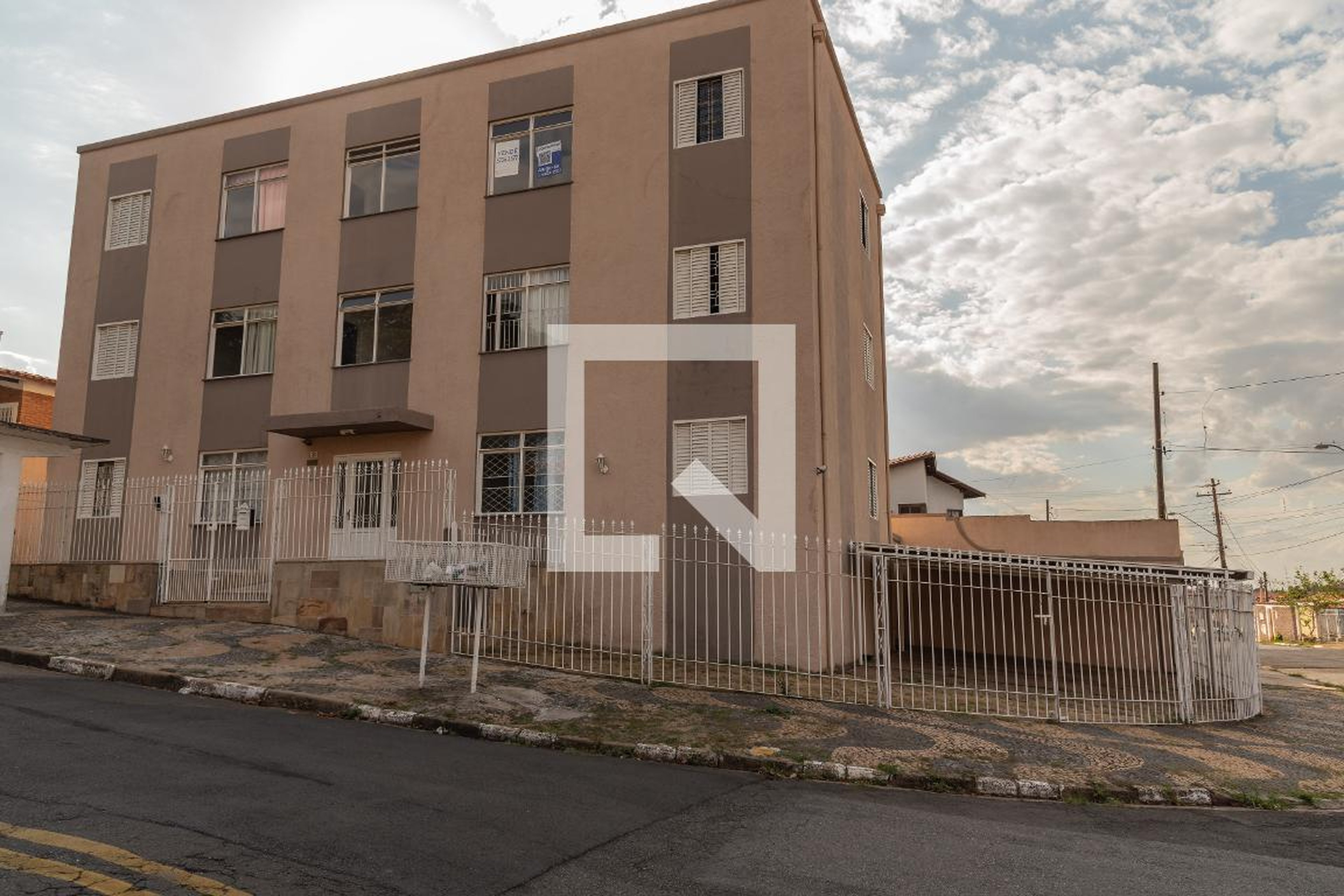 Fachada do Prédio Condomínio Ouro Branco