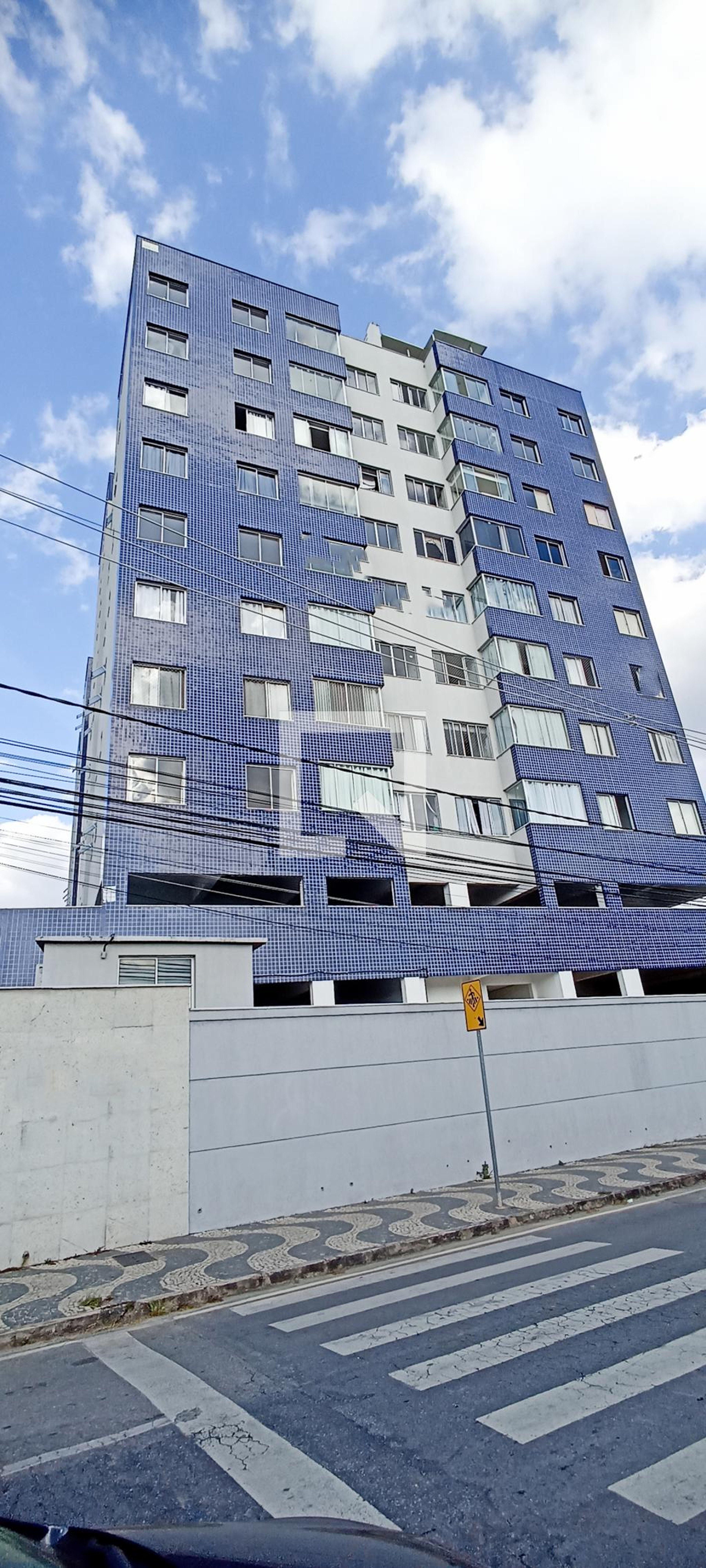 Fachada do Condomínio Edifício Versailles