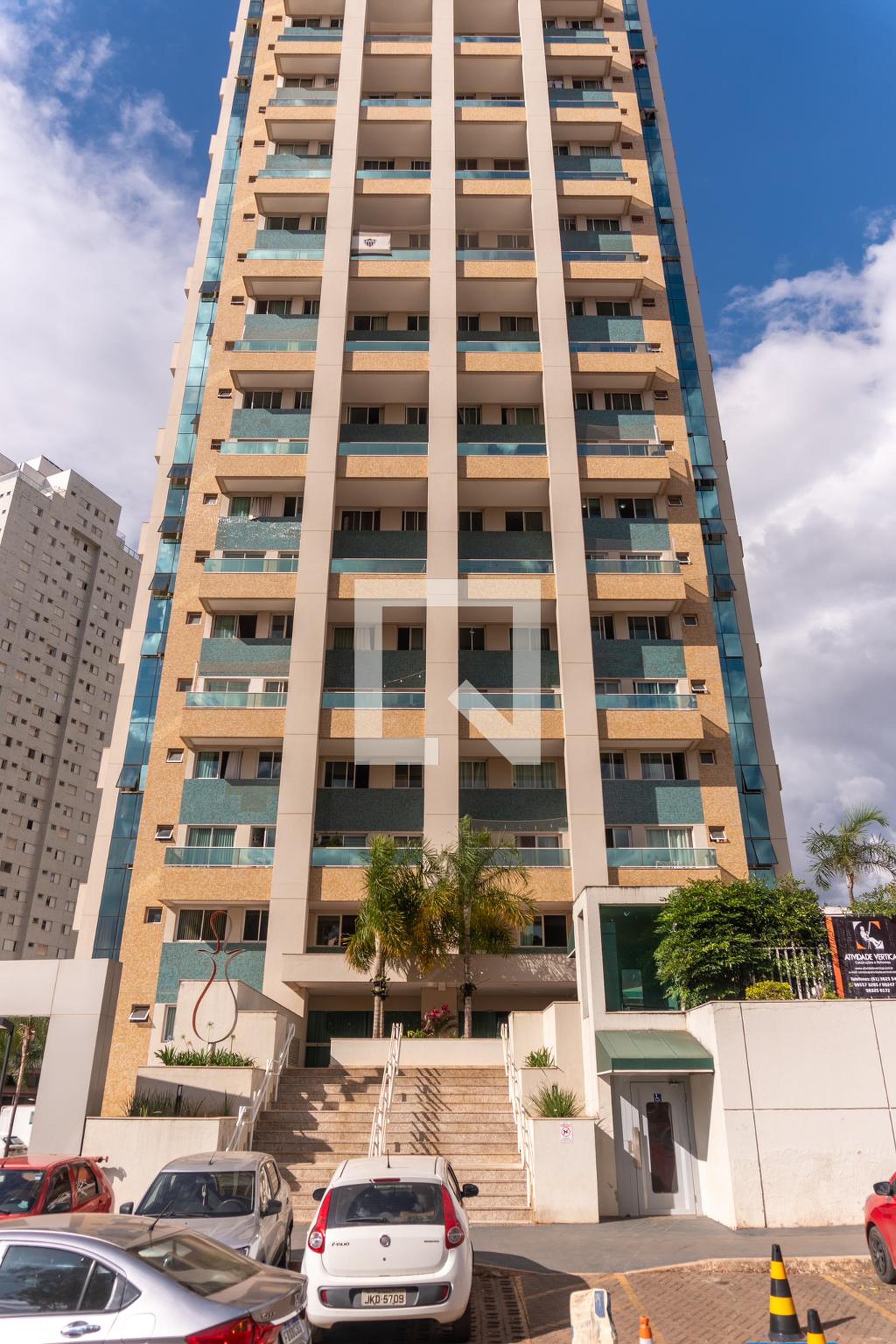 Fachada do Condomínio Condomínio Viviane Rinaldi