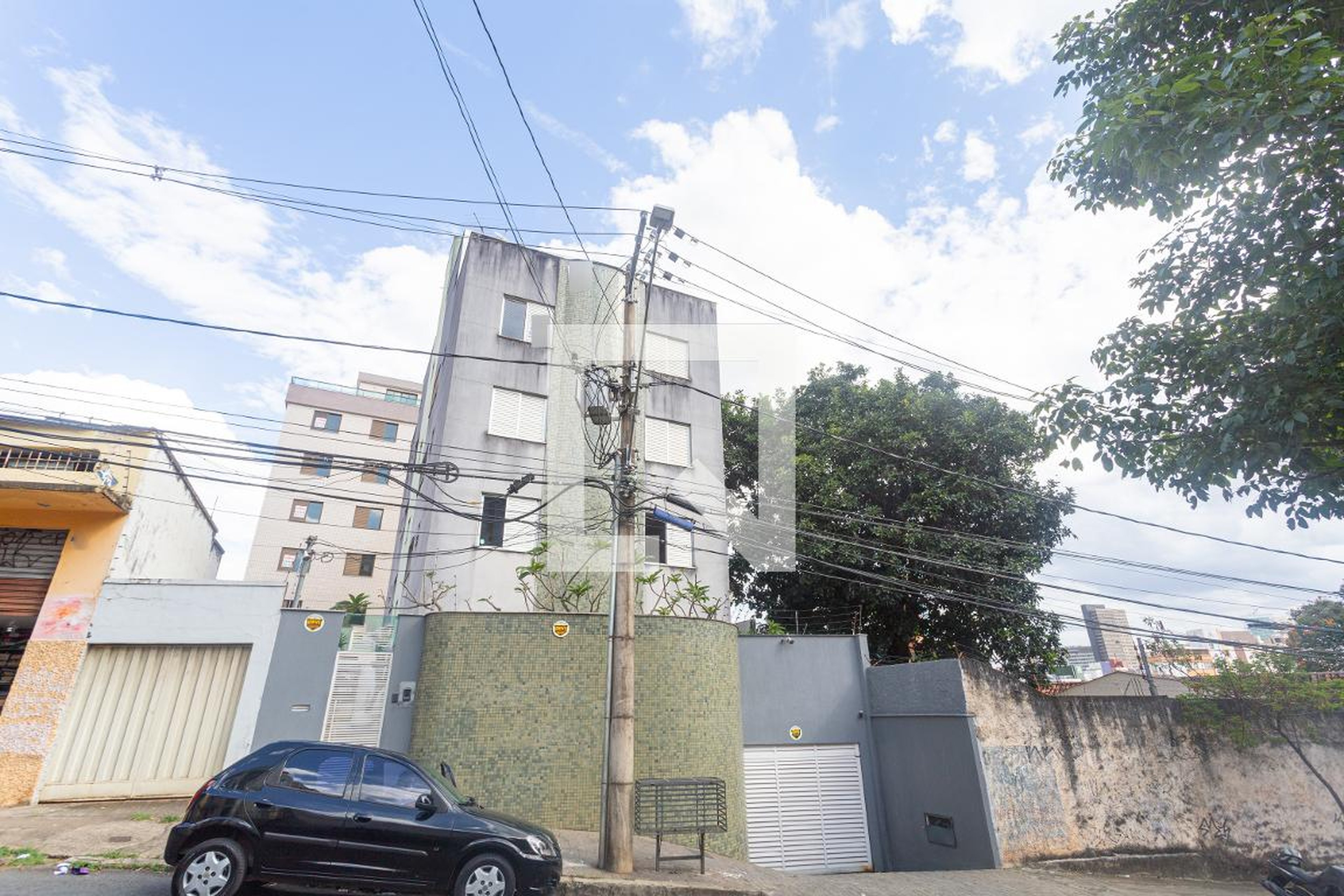 Fachada Condomínio em Rua Desembargador Mario Matos, 134