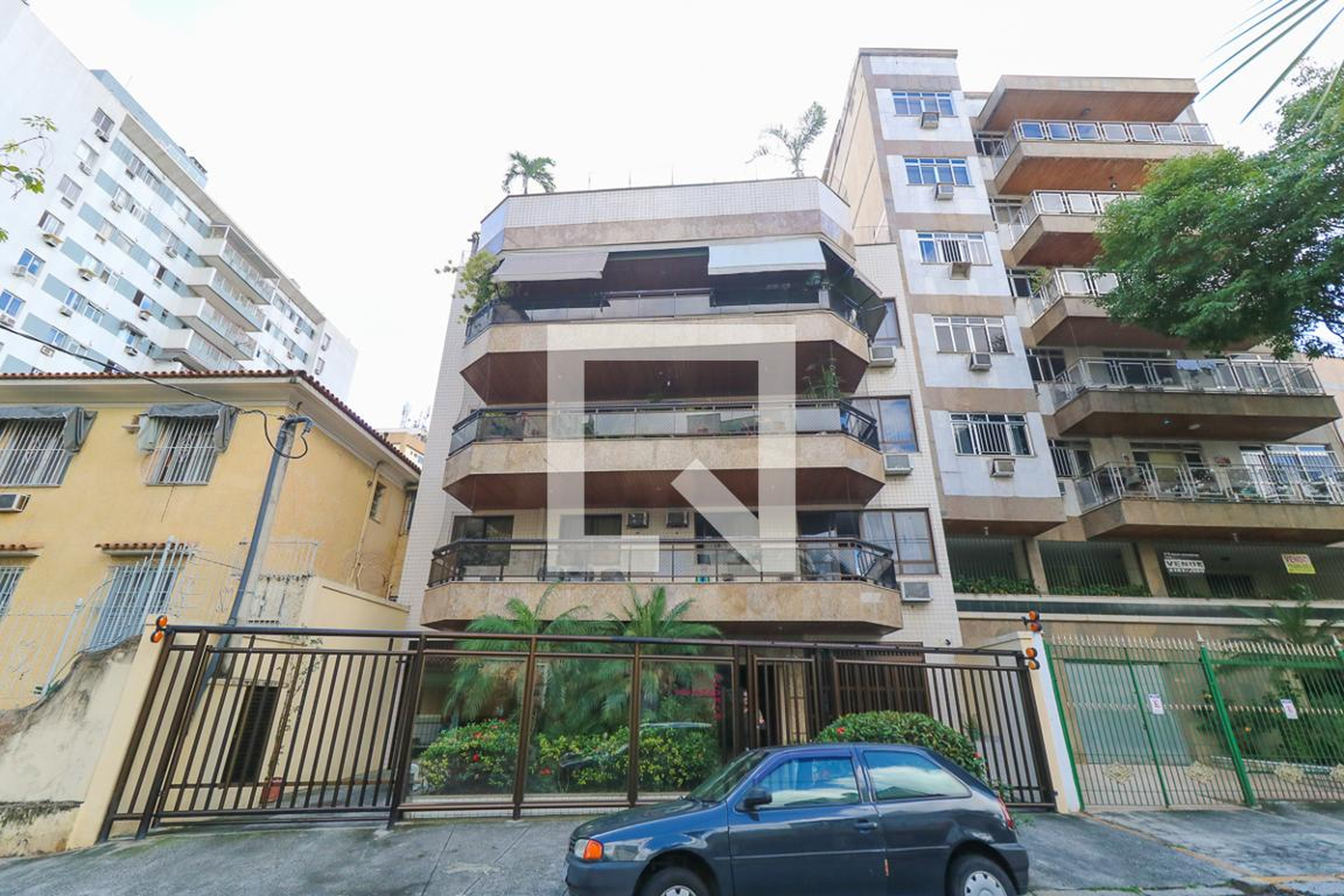 Fachada Edifício Pallazo Glória