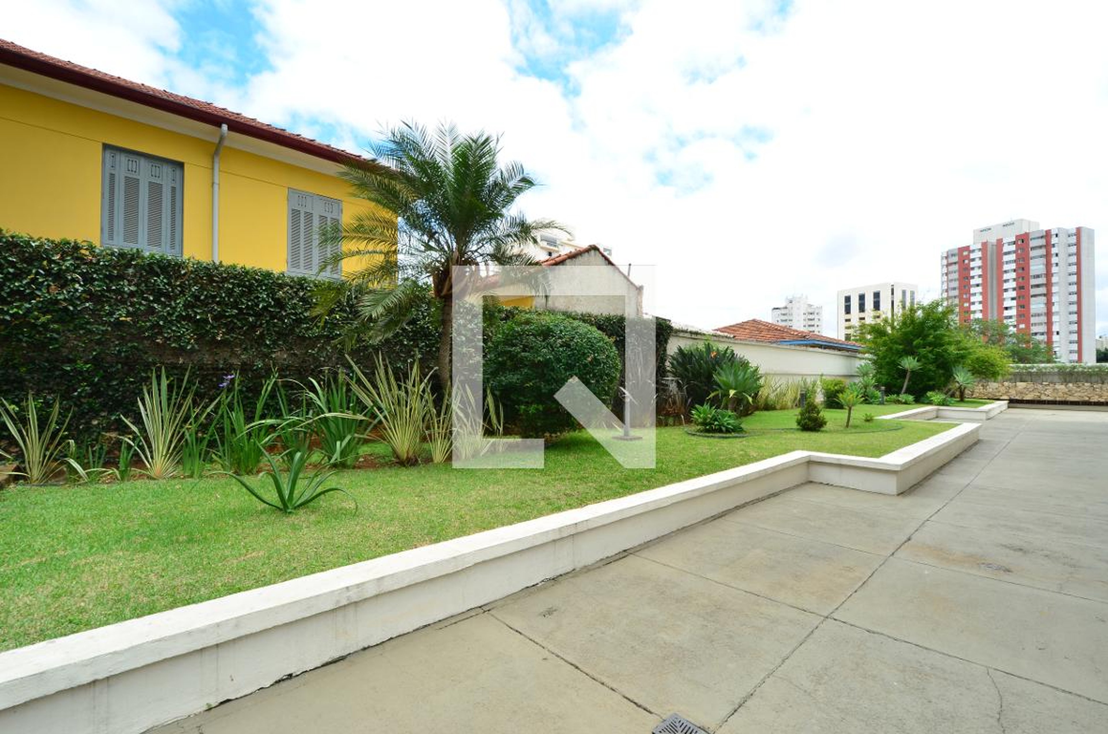 Área Externa - Edifício Fabiana