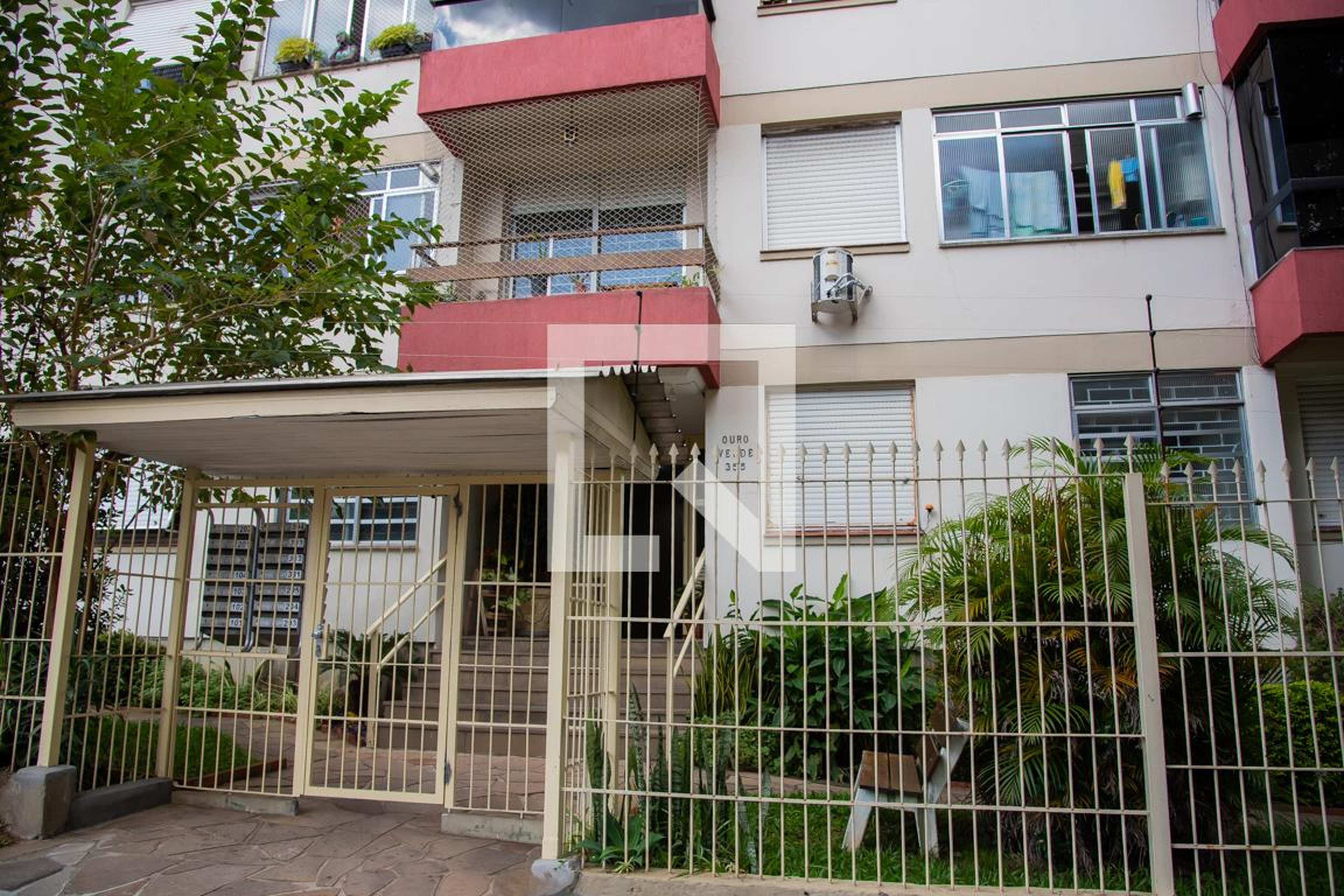 Fachada Condomínio Ediedifíciolicio Ouro Verde