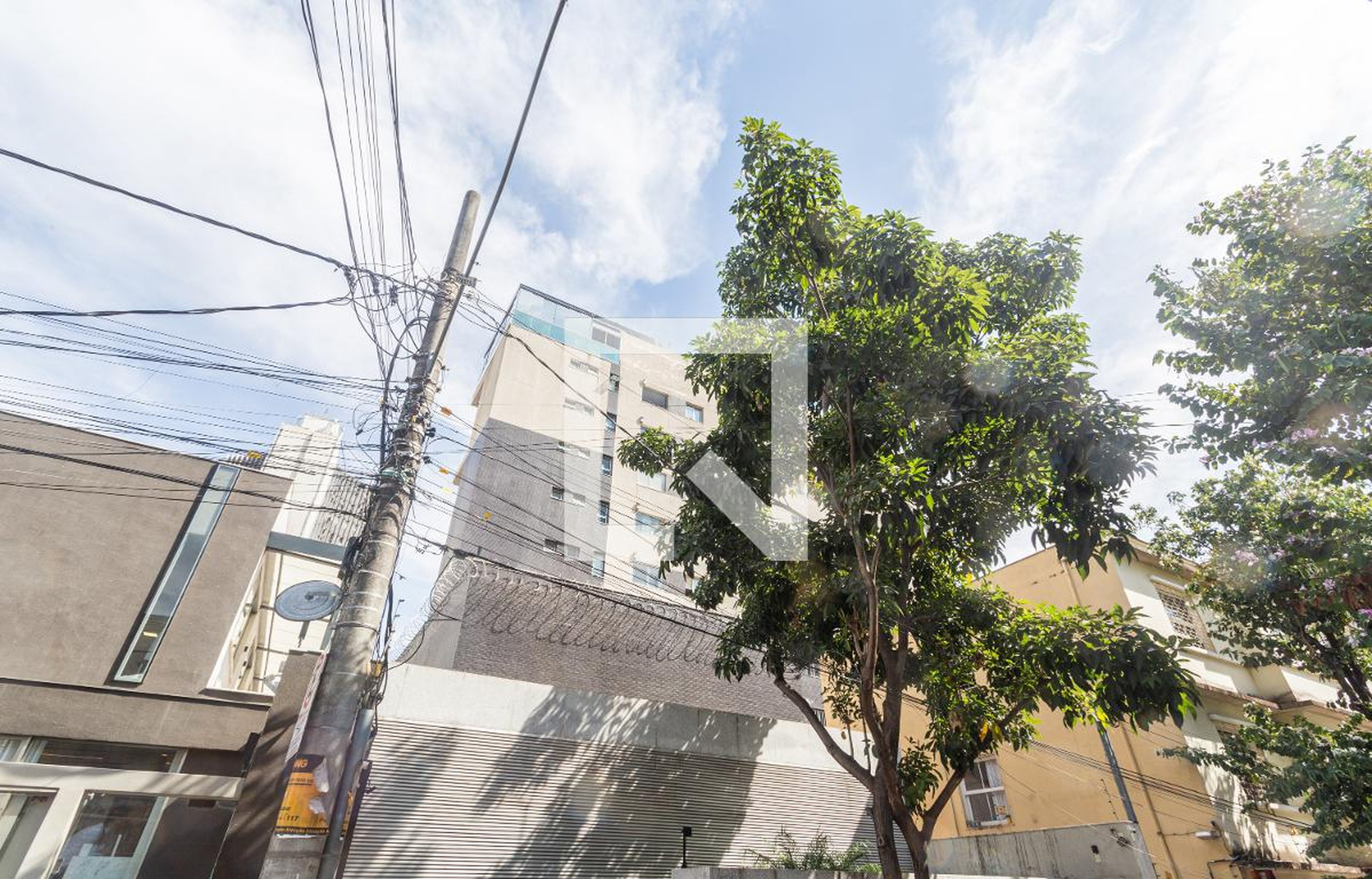 Fachada Edifício Young Lourdes