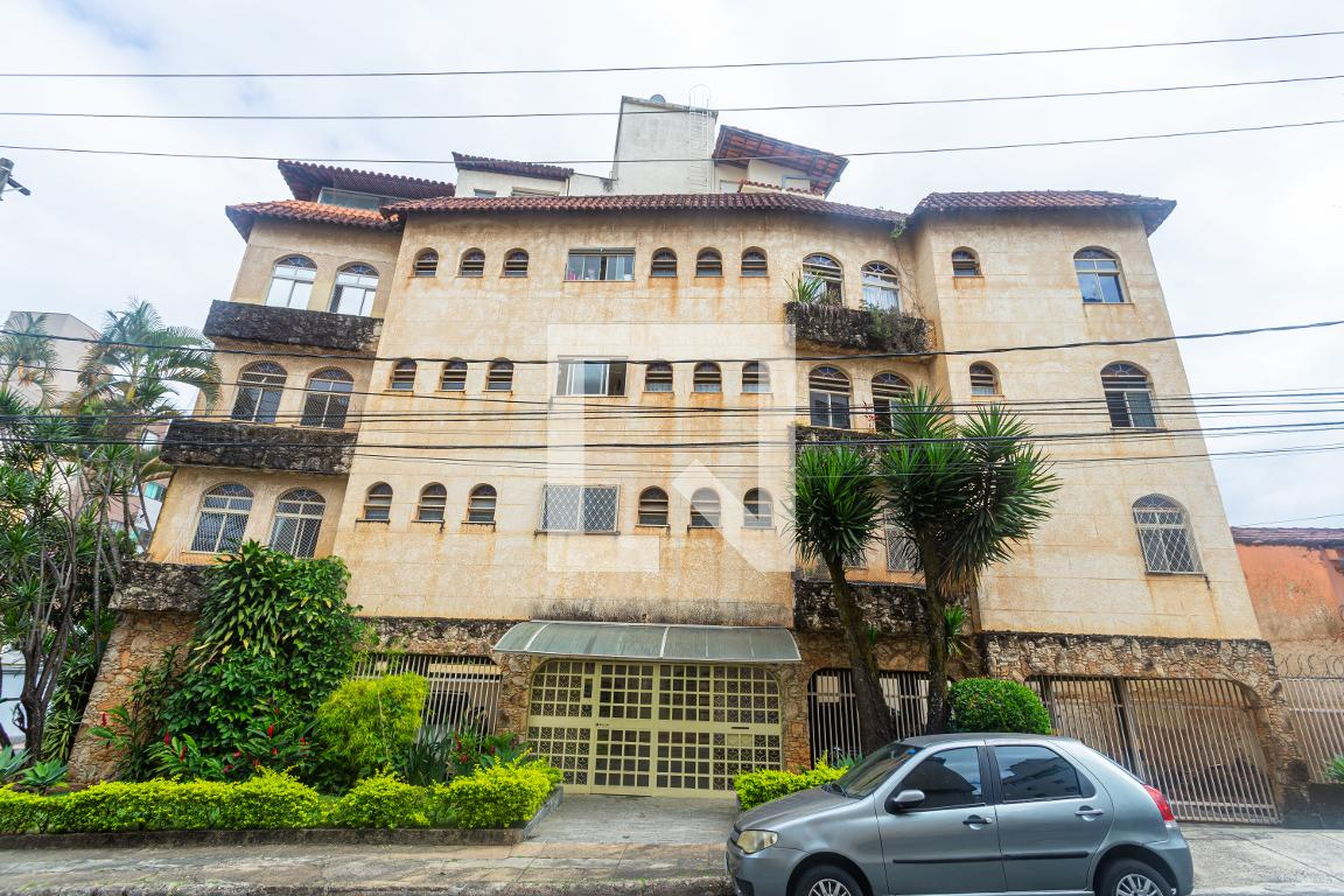 Fachada Condomínio em Rua Itacoatiara, 427