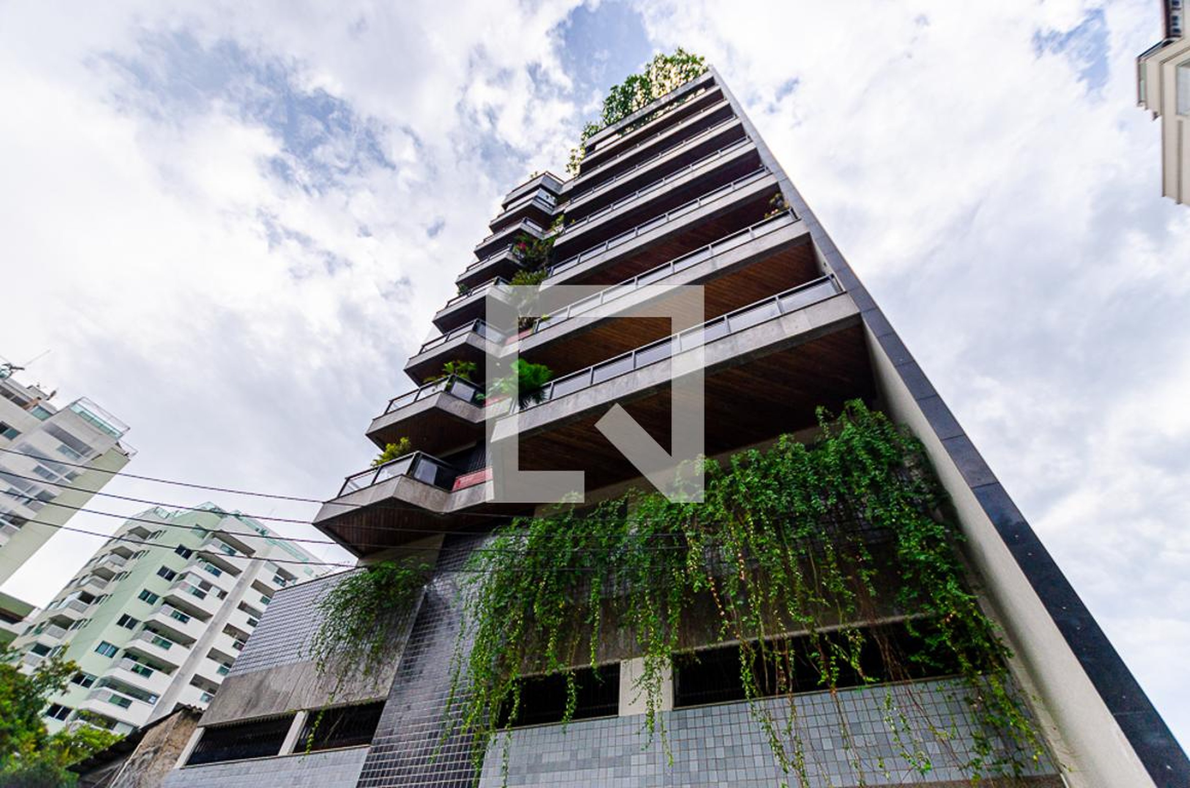 Fachada Condomínio Luna Goes