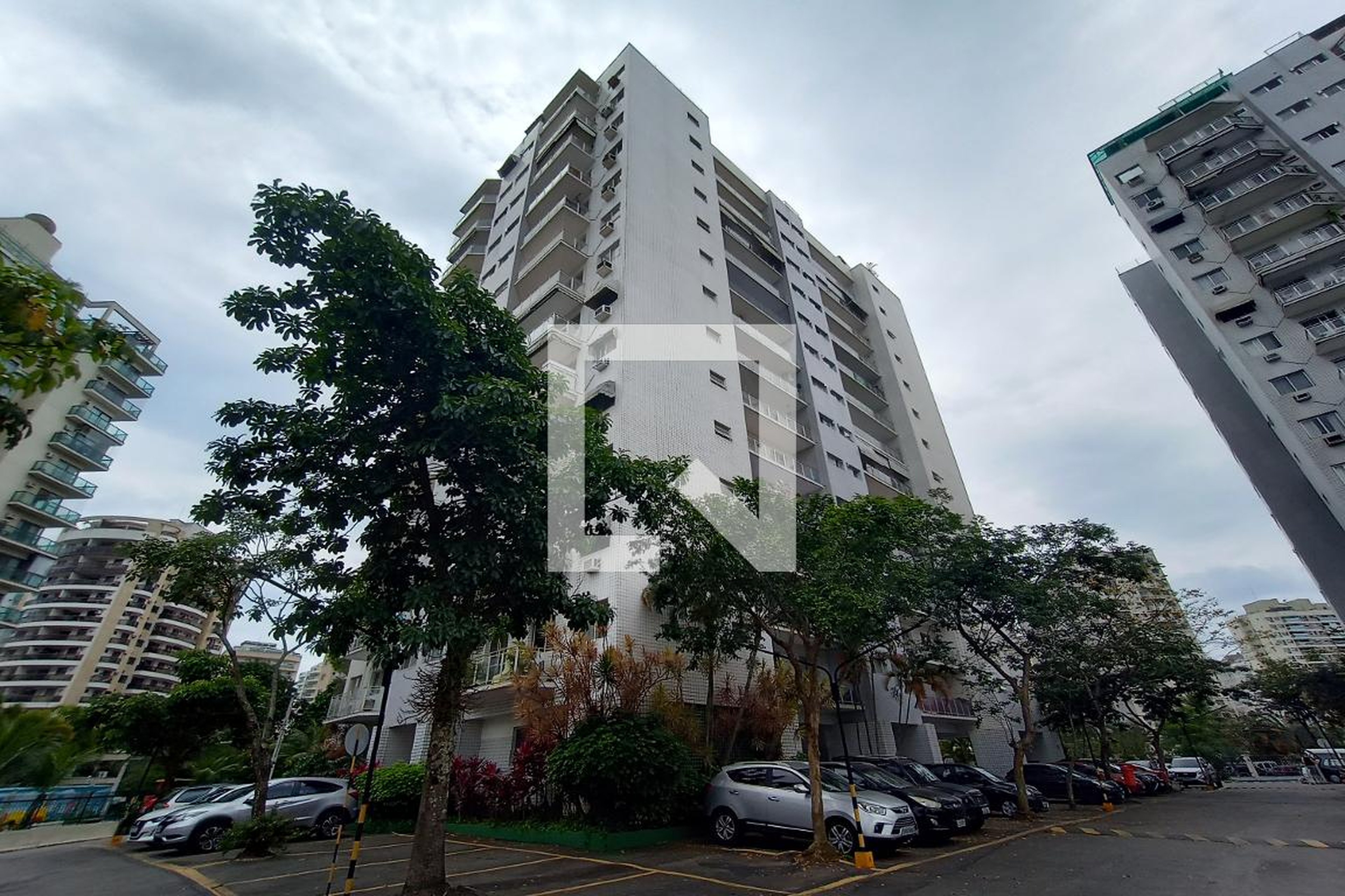 Fachada do Prédio Condomínio Jóia da Barra