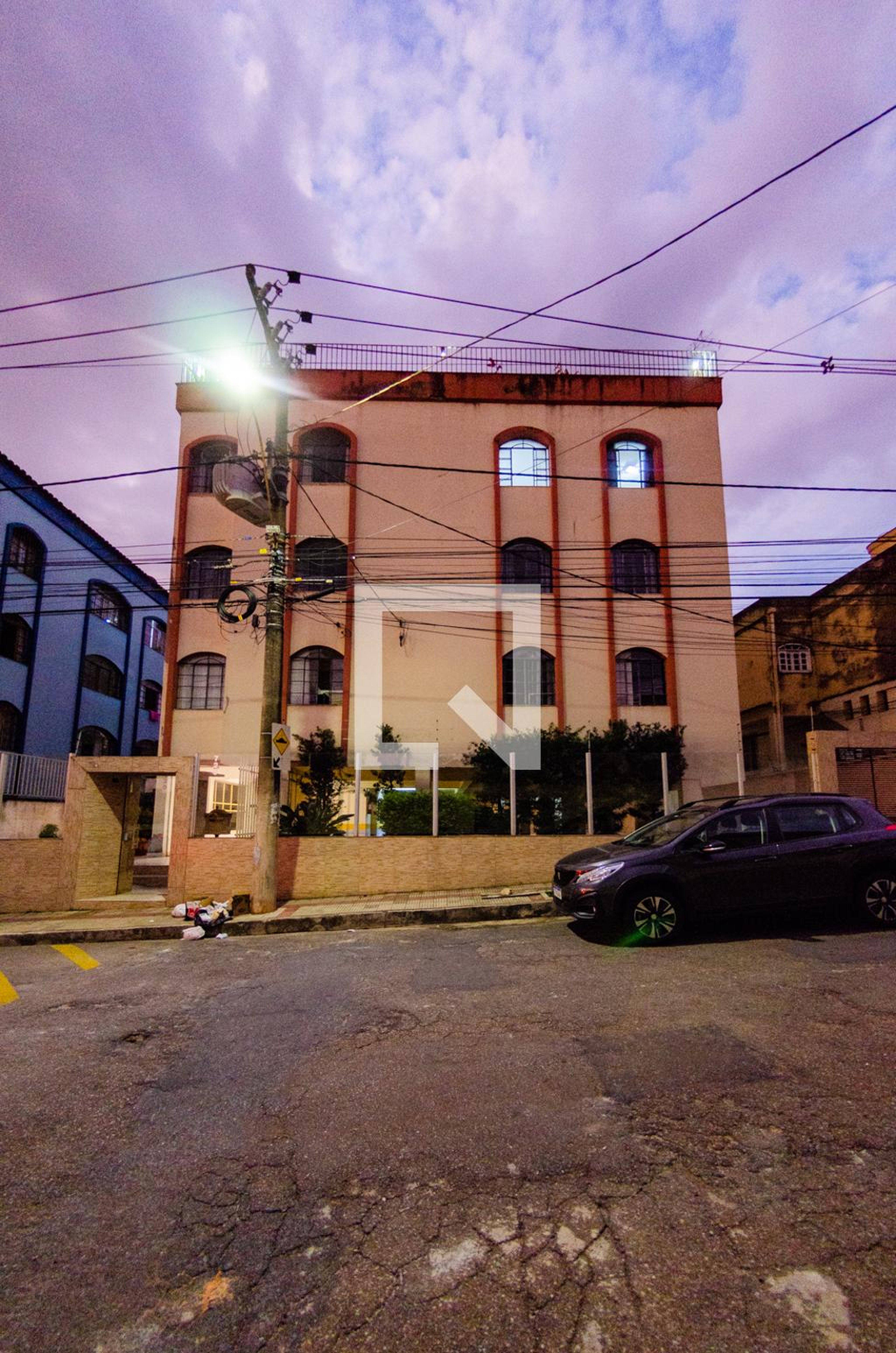 Fachada Condomínio em Rua Vereador Geraldo Pereira, 720