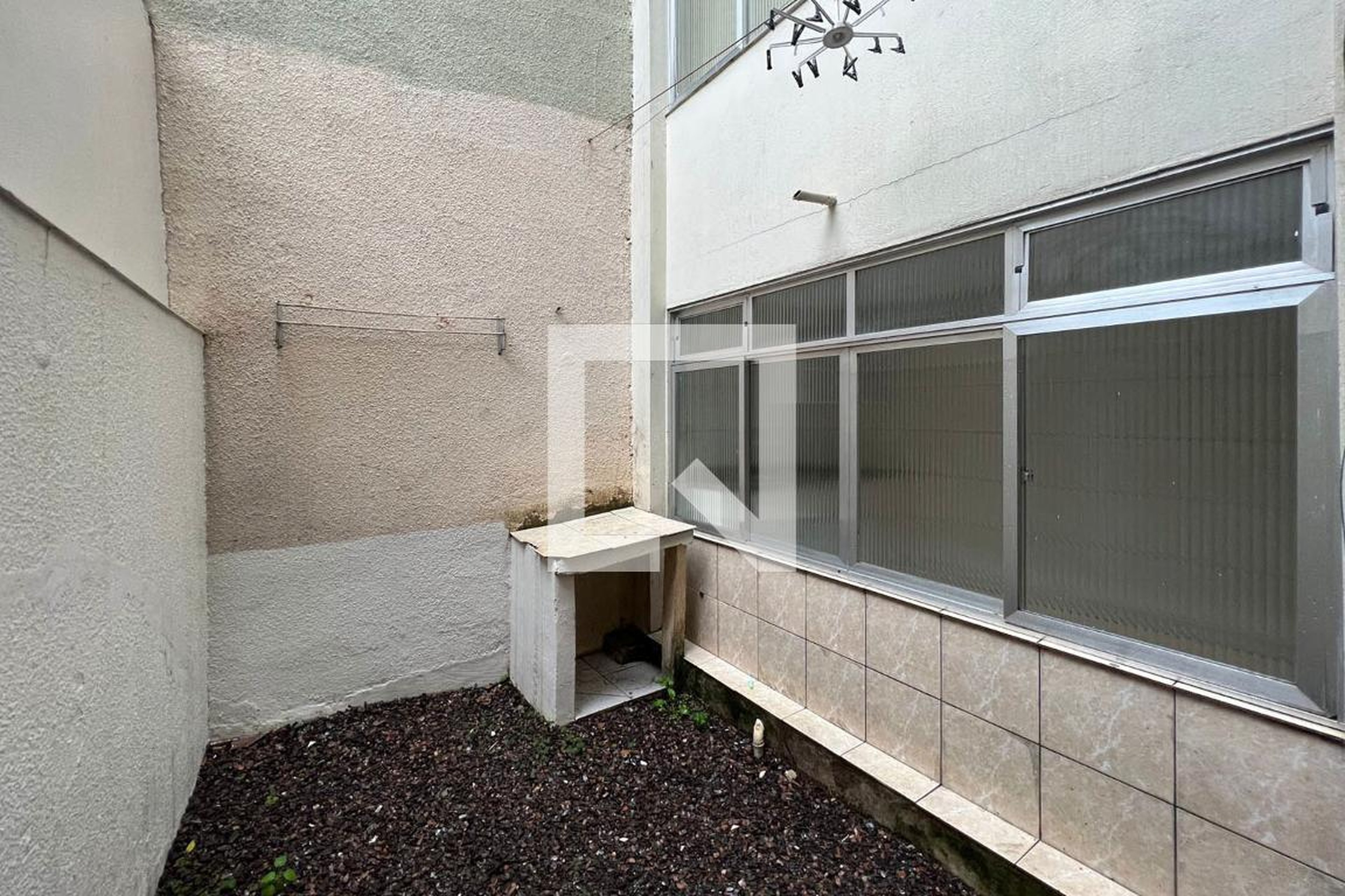 Área externa Condomínio em Avenida Desembargador André da Rocha, 296