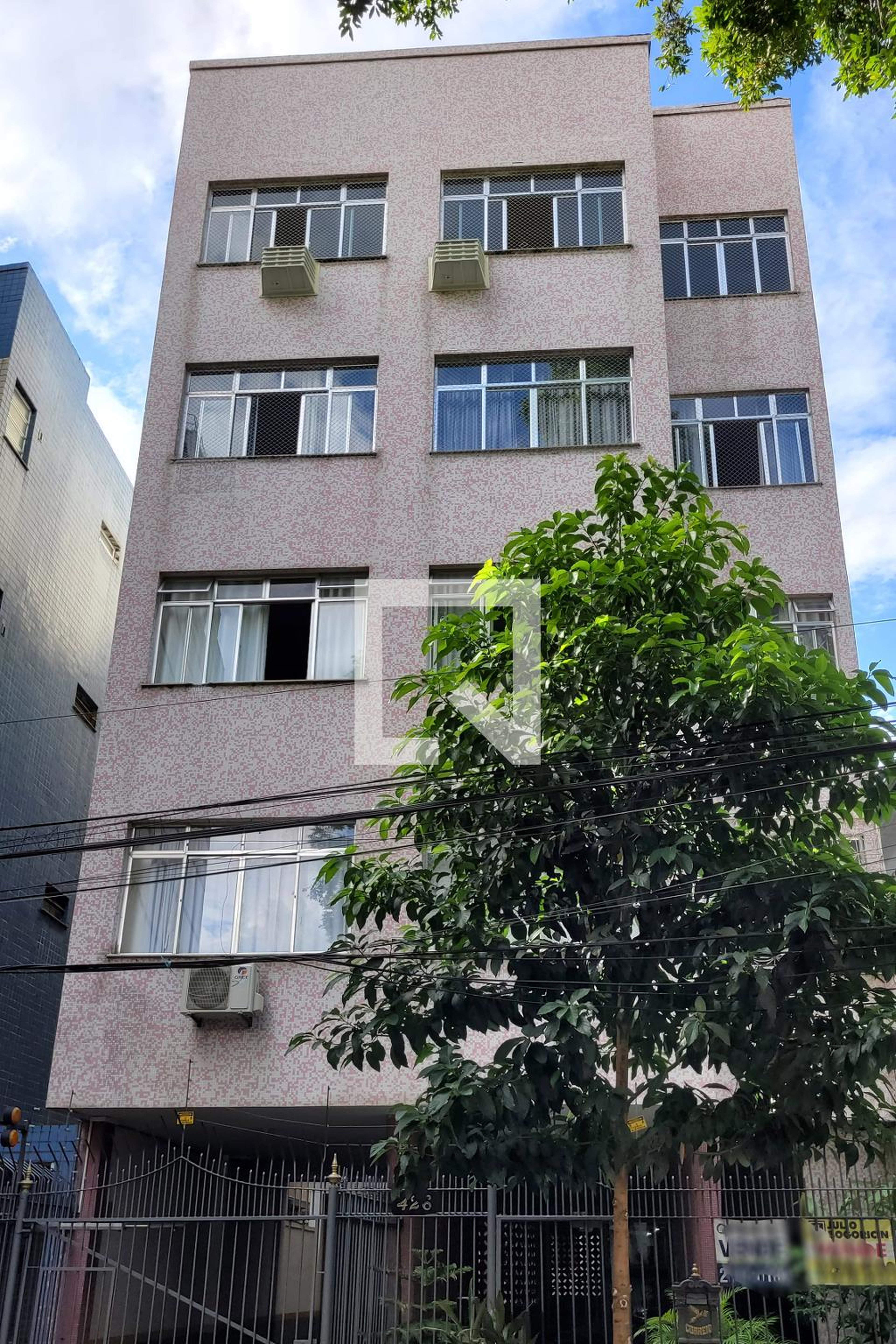 Fachada Condomínio em Rua General Roca, 426