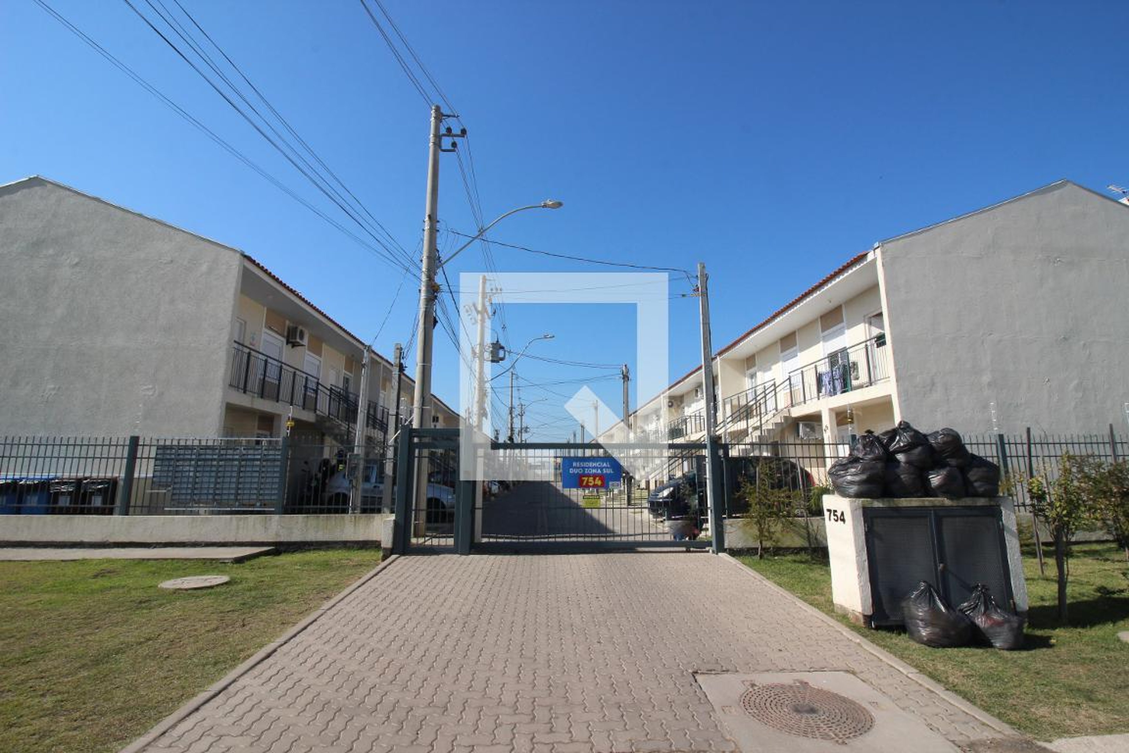 Fachada do Condomínio Residencial Dorival 754