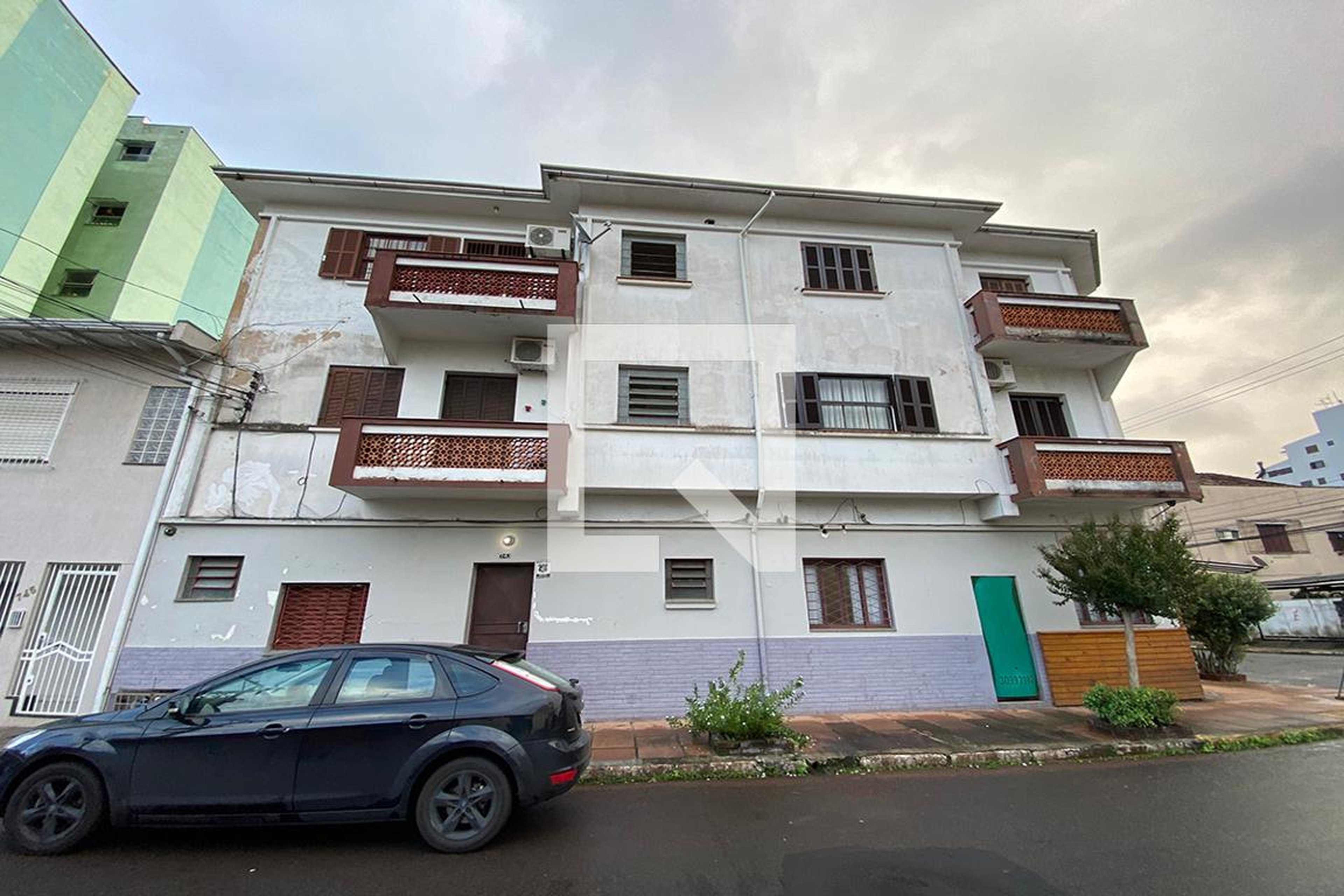 Fachada do Prédio Condomínio em Rua São Pedro, 743