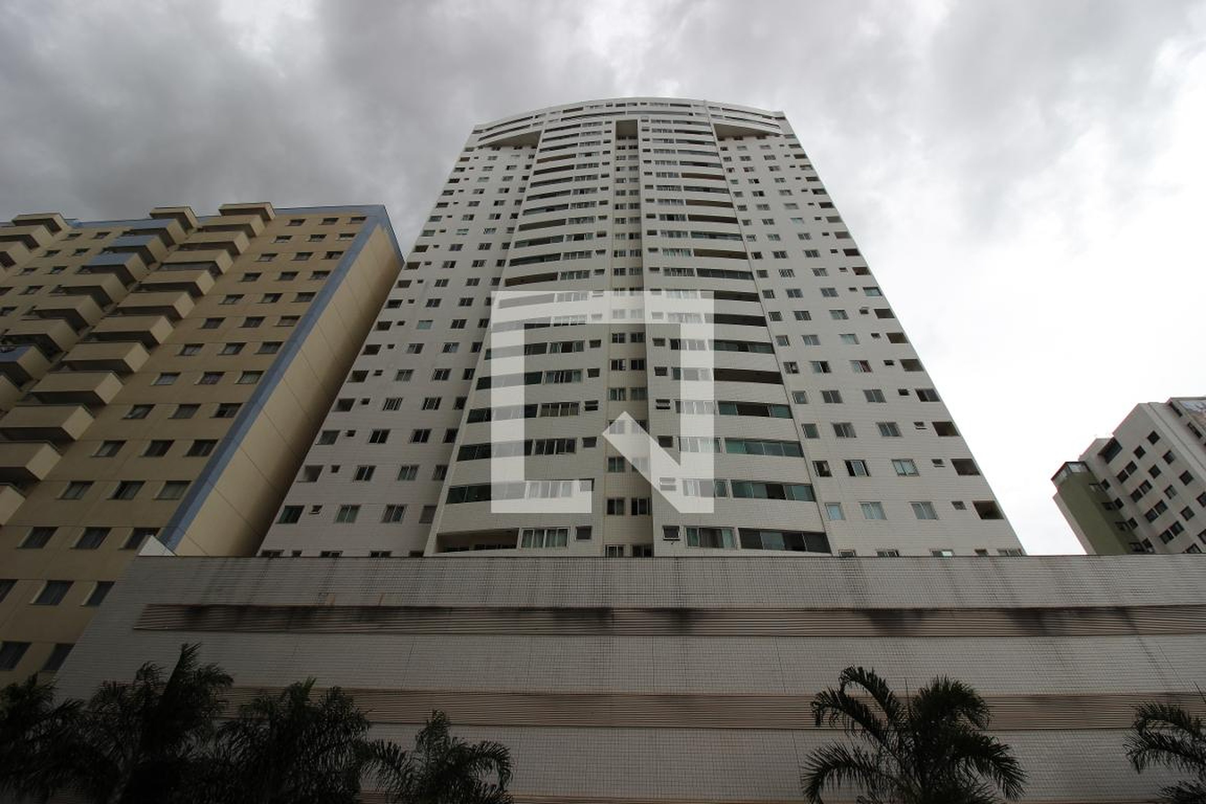 Fachada Condomínio em Rua 24, lote 9/11