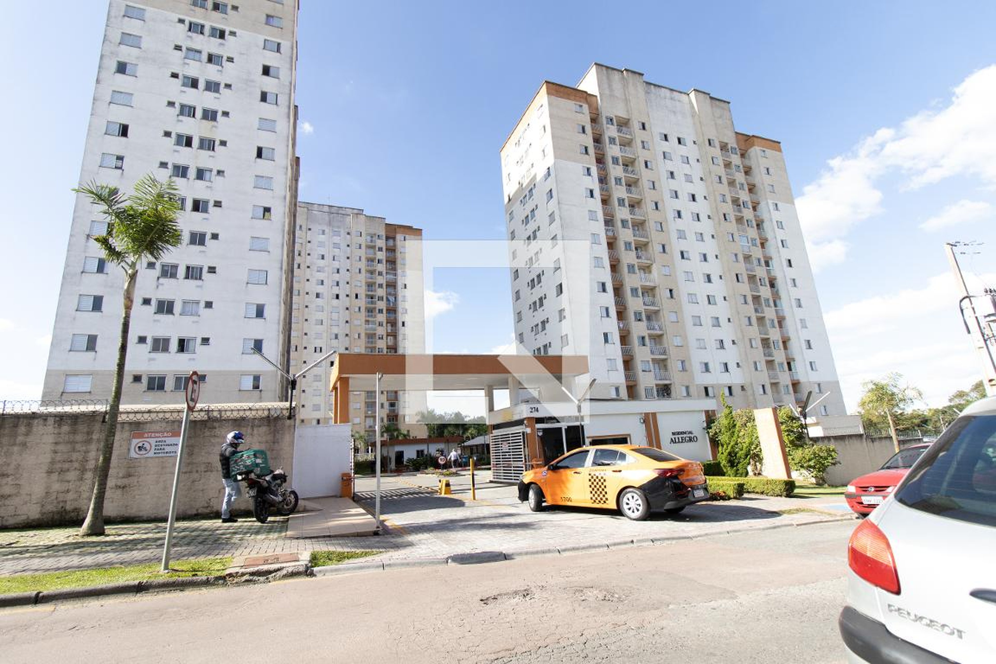 Fachada do Condomínio Residencial Allegro