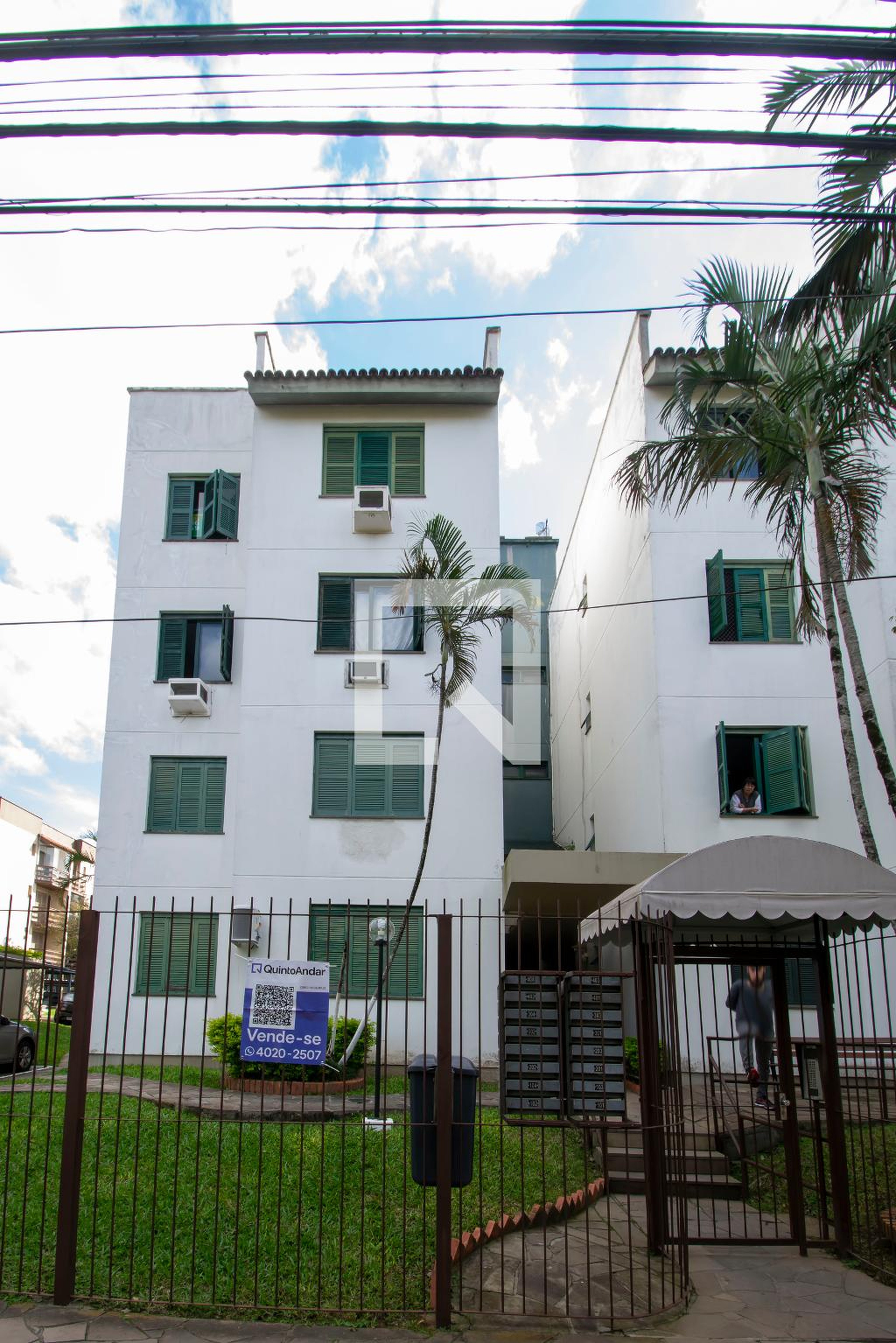 Fachada Condomínio em Rua Marcone, 280