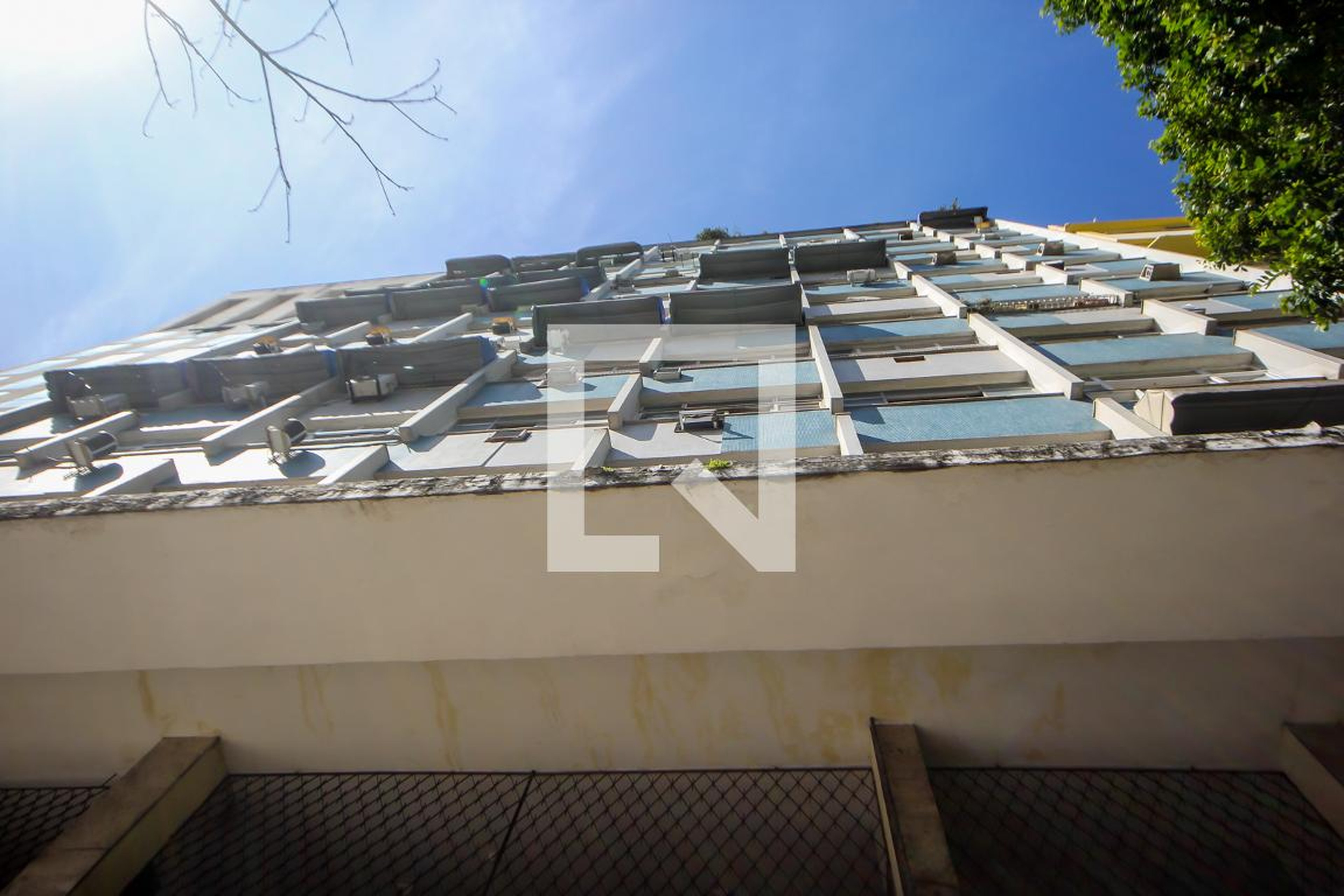 Fachada Condomínio San James