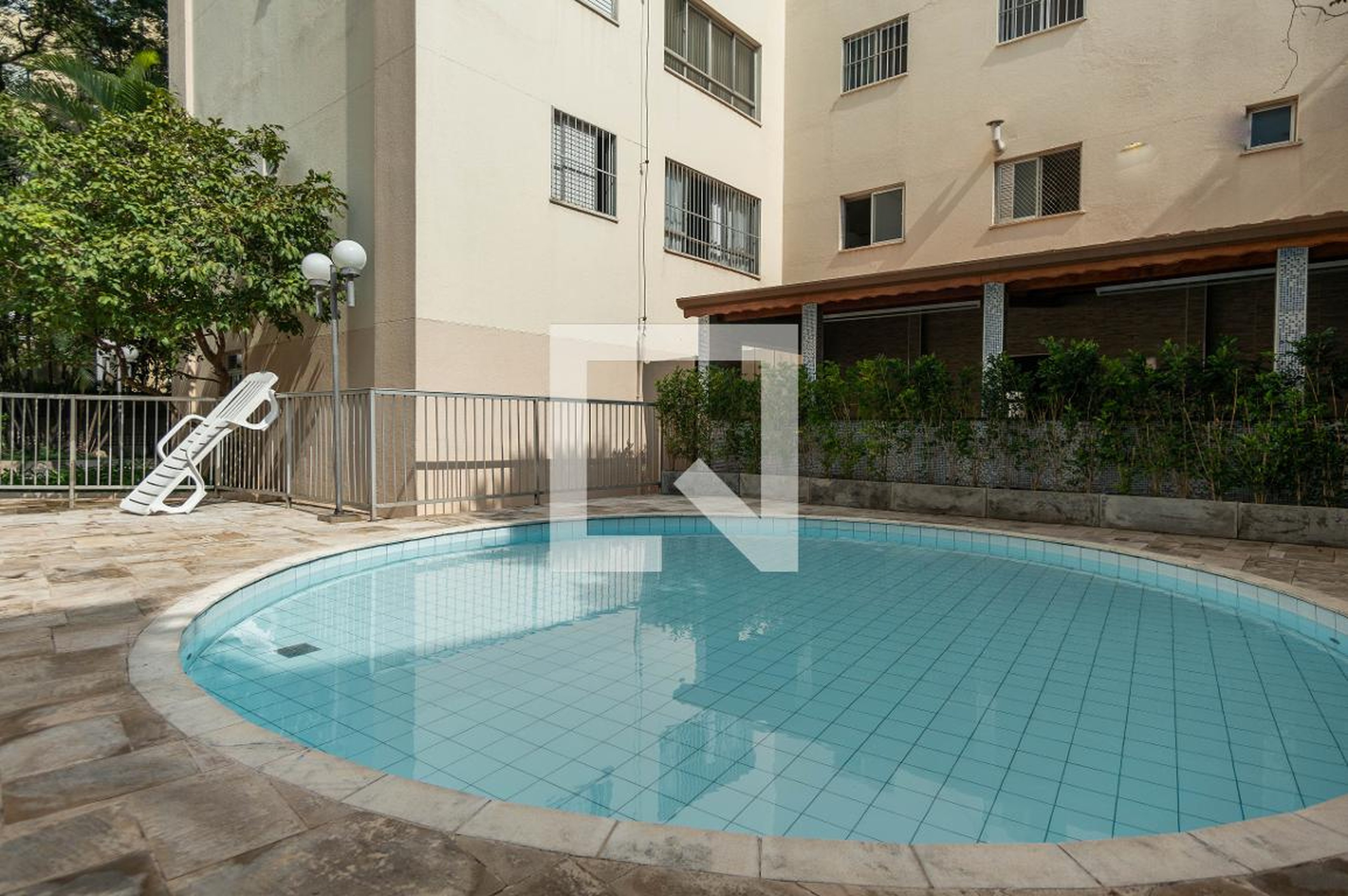 Piscina Infantil - Conjunto Chateau Vert