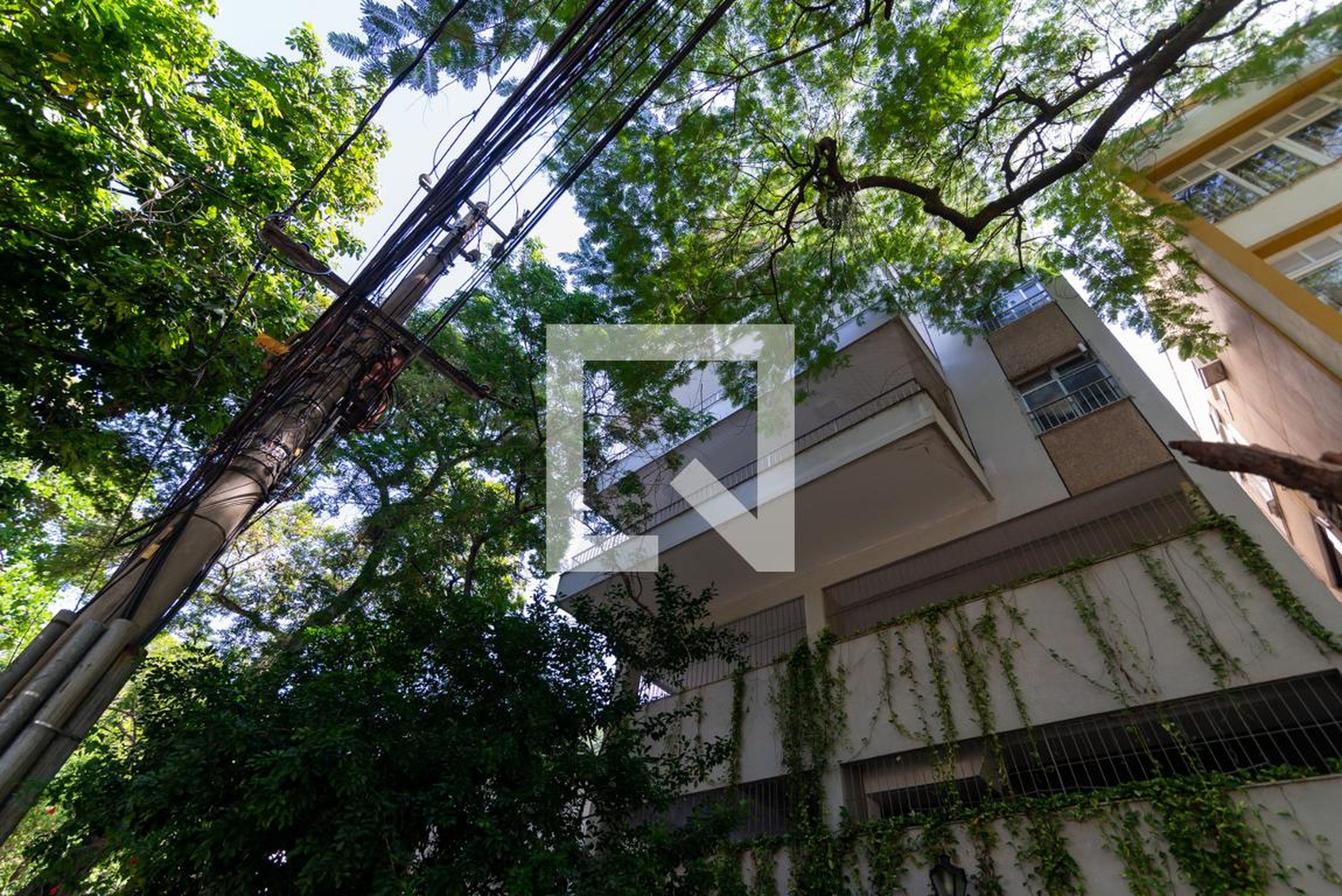 Fachada Condomínio em Rua Marechal Jofre, 156
