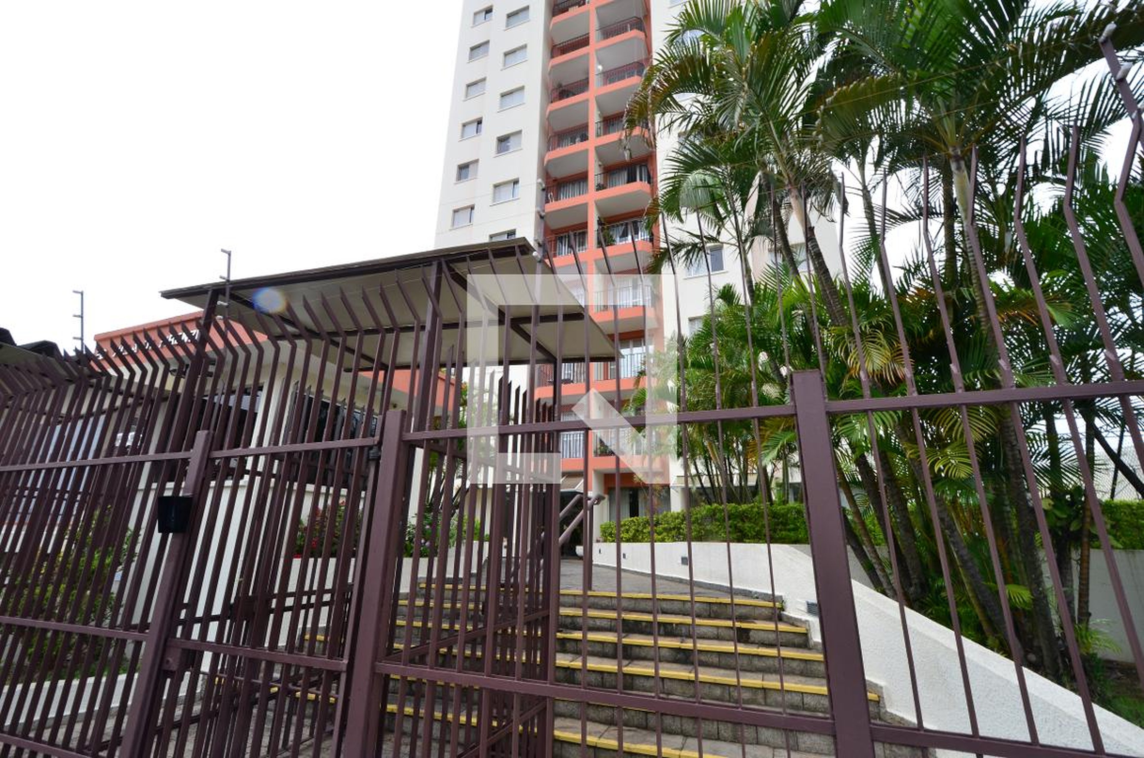 Fachada do Prédio Condomínio em Rua Rishin Matsuda, 551