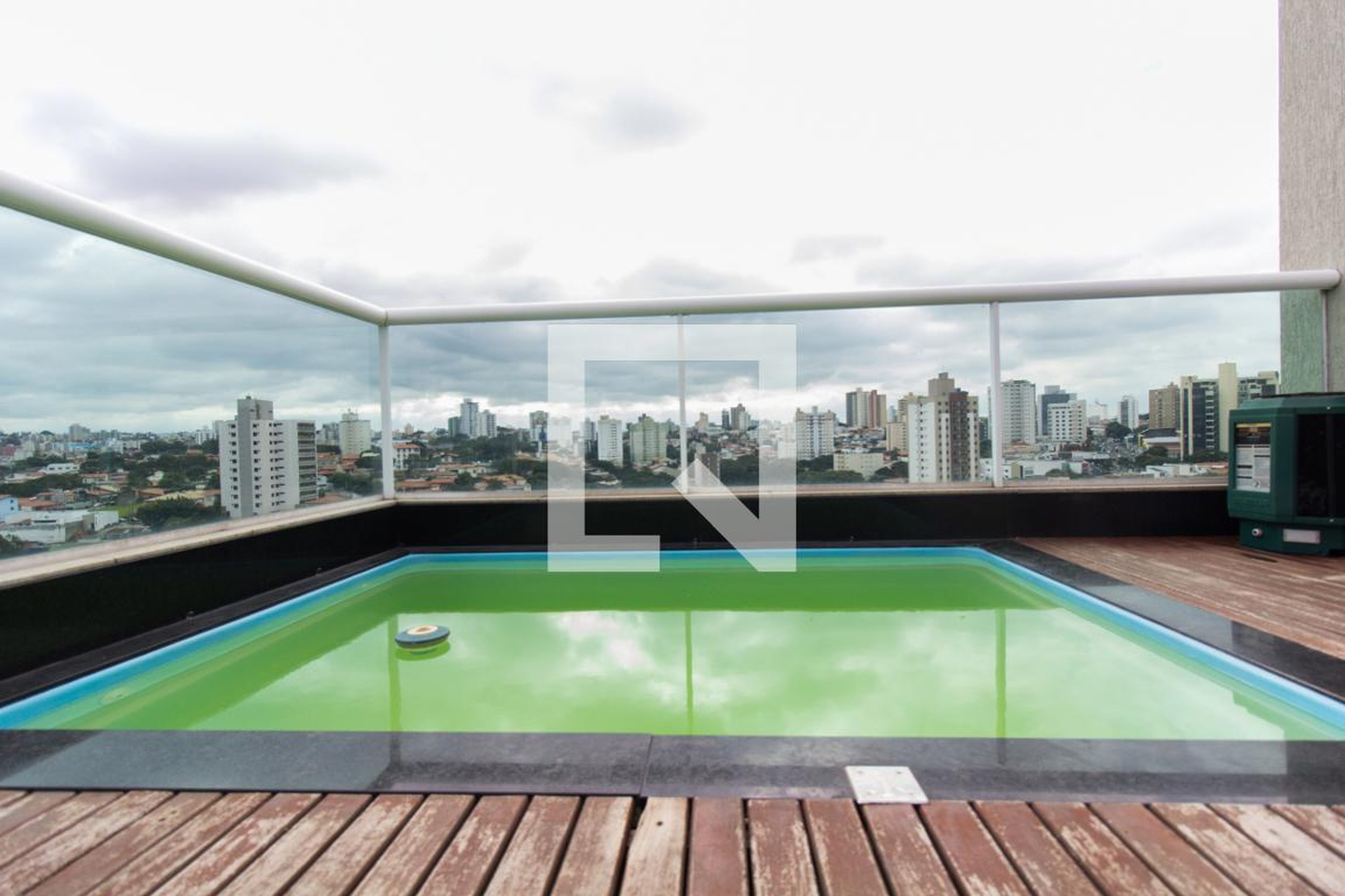 Piscina - Green Tower