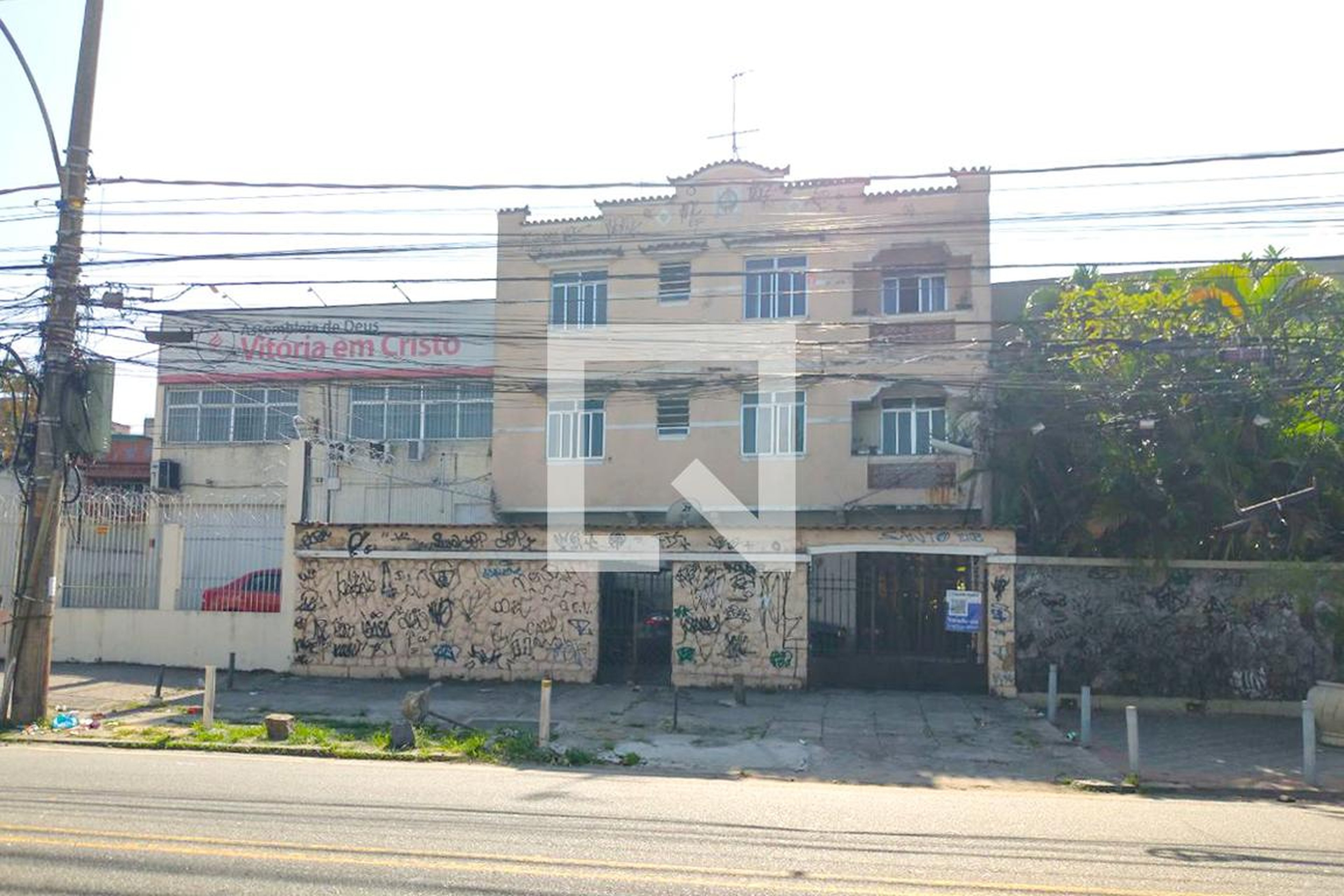 Fachada Condomínio em Rua Carolina Machado, 788