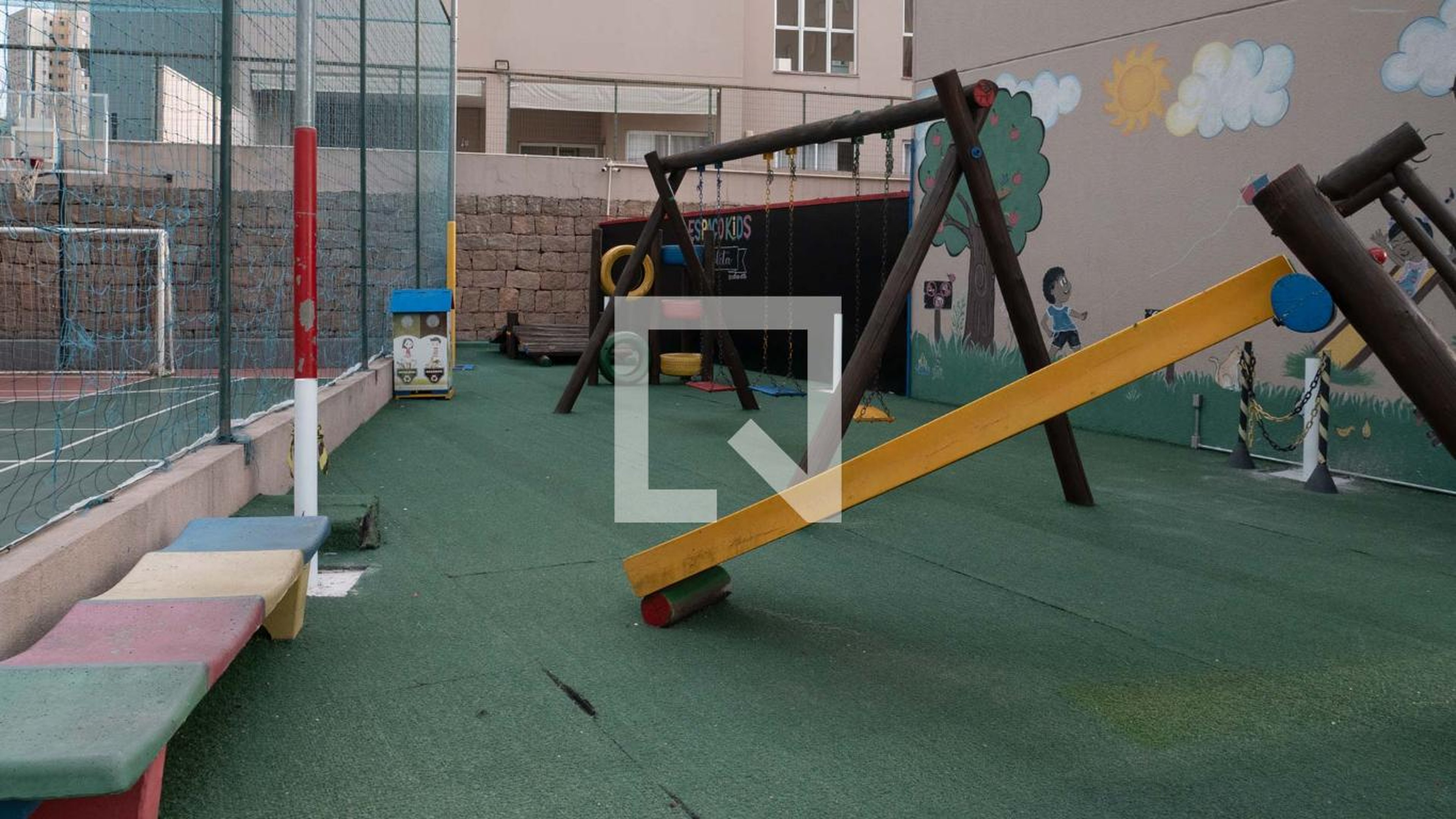 Playground - com 2 Torres de 15 andares