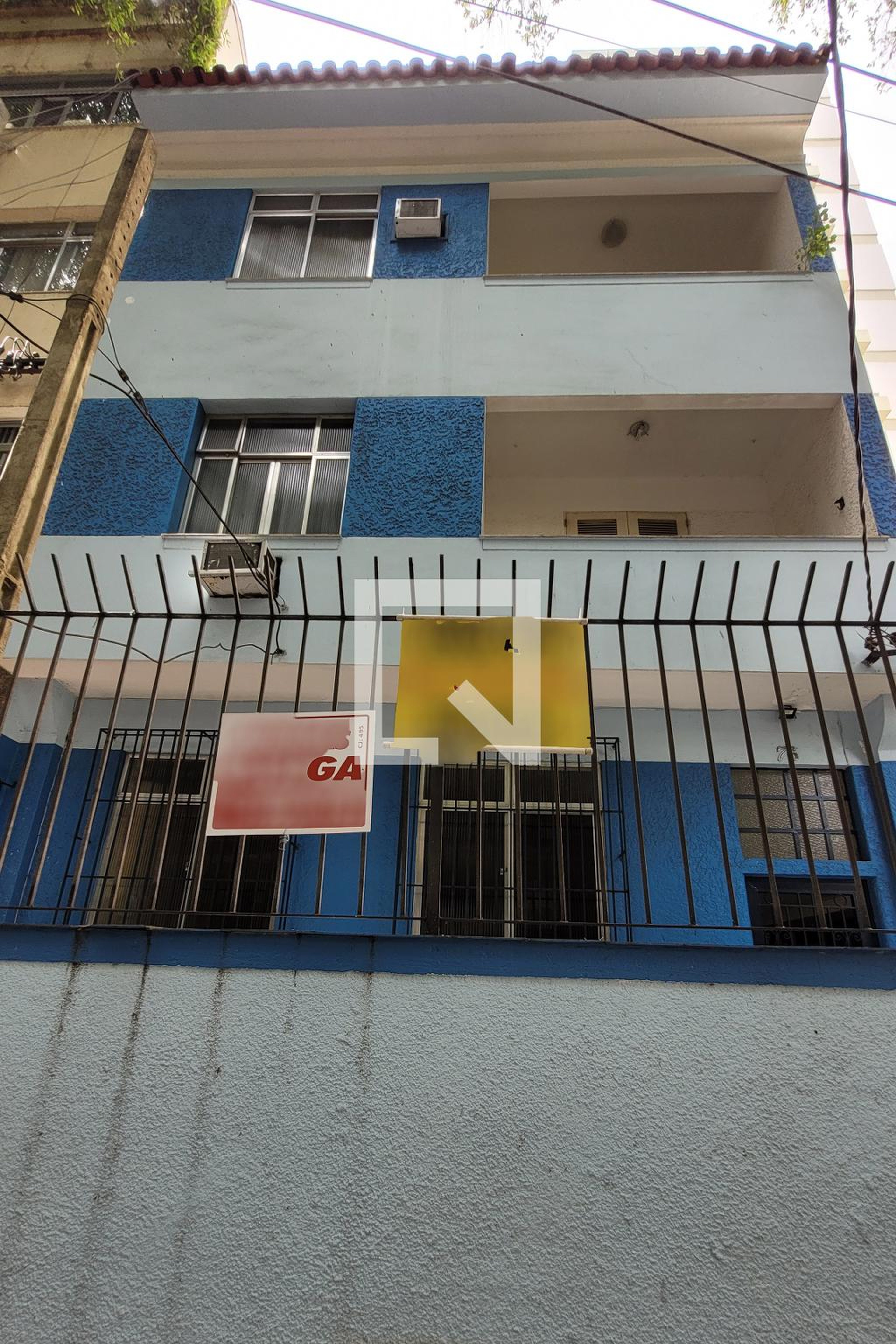 Fachada Edificio Antonio Guida