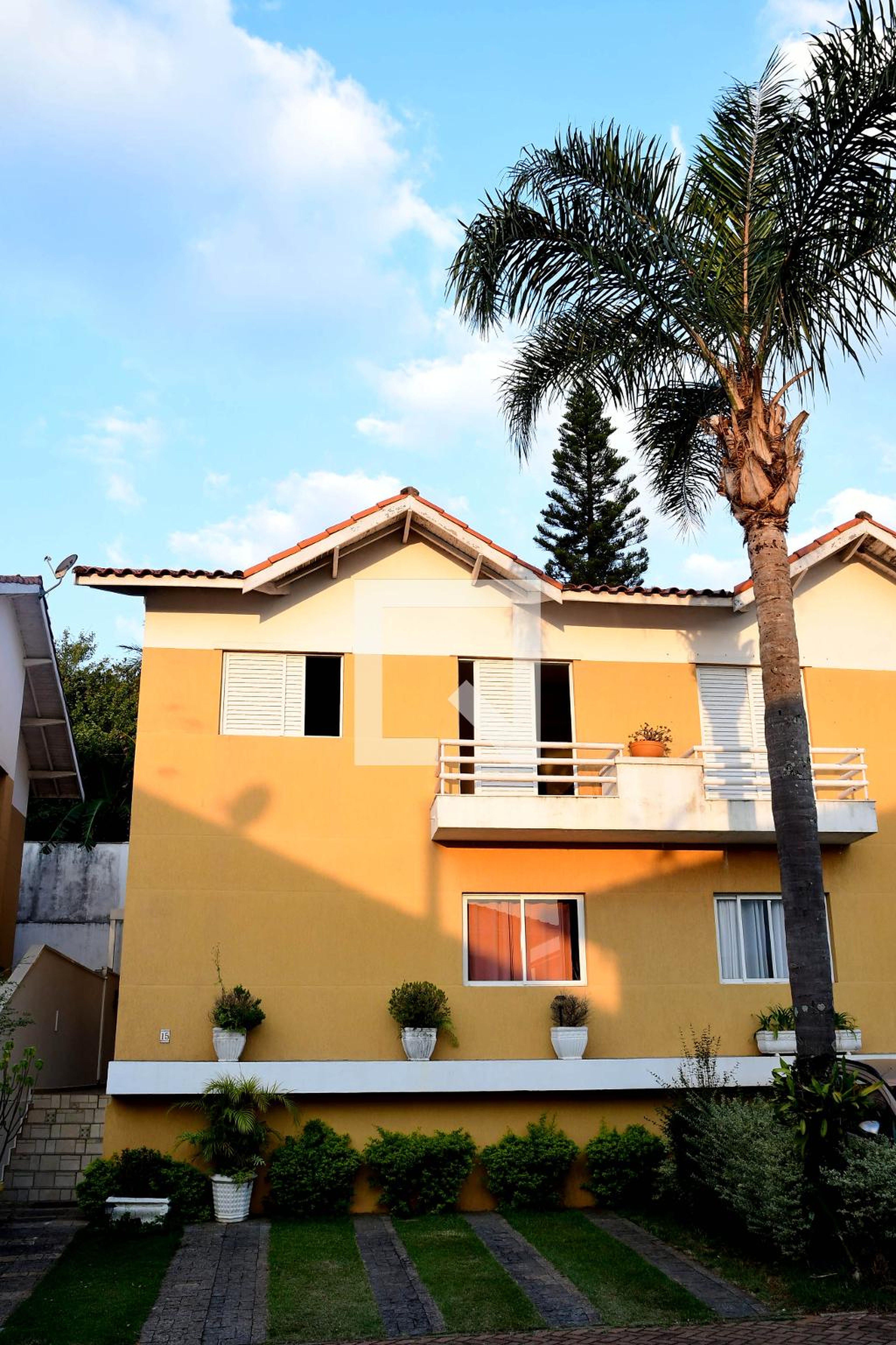 Fachada Residencial Villa Vianna