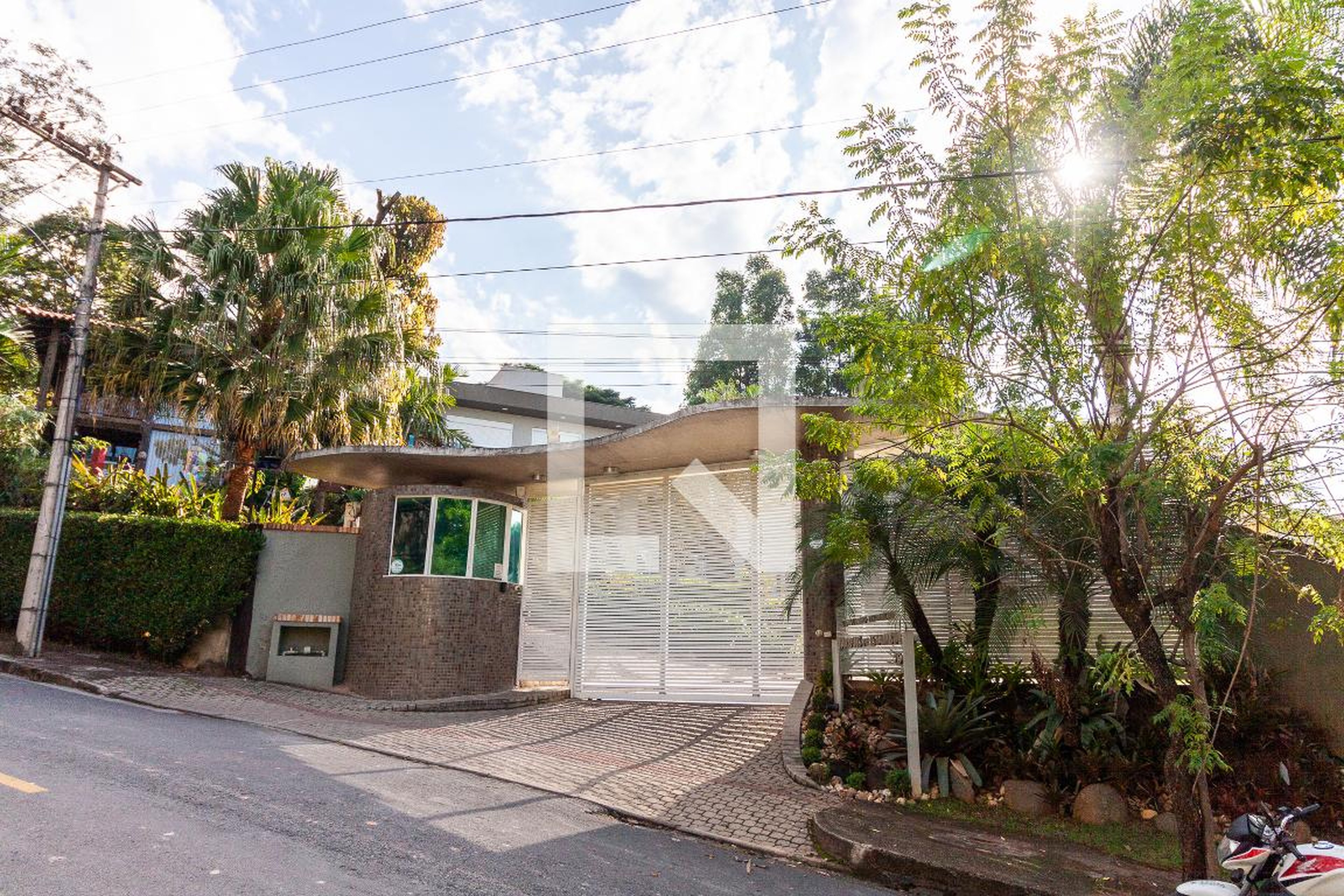 Fachada do Condomínio Condomínio Jardins de Istambul