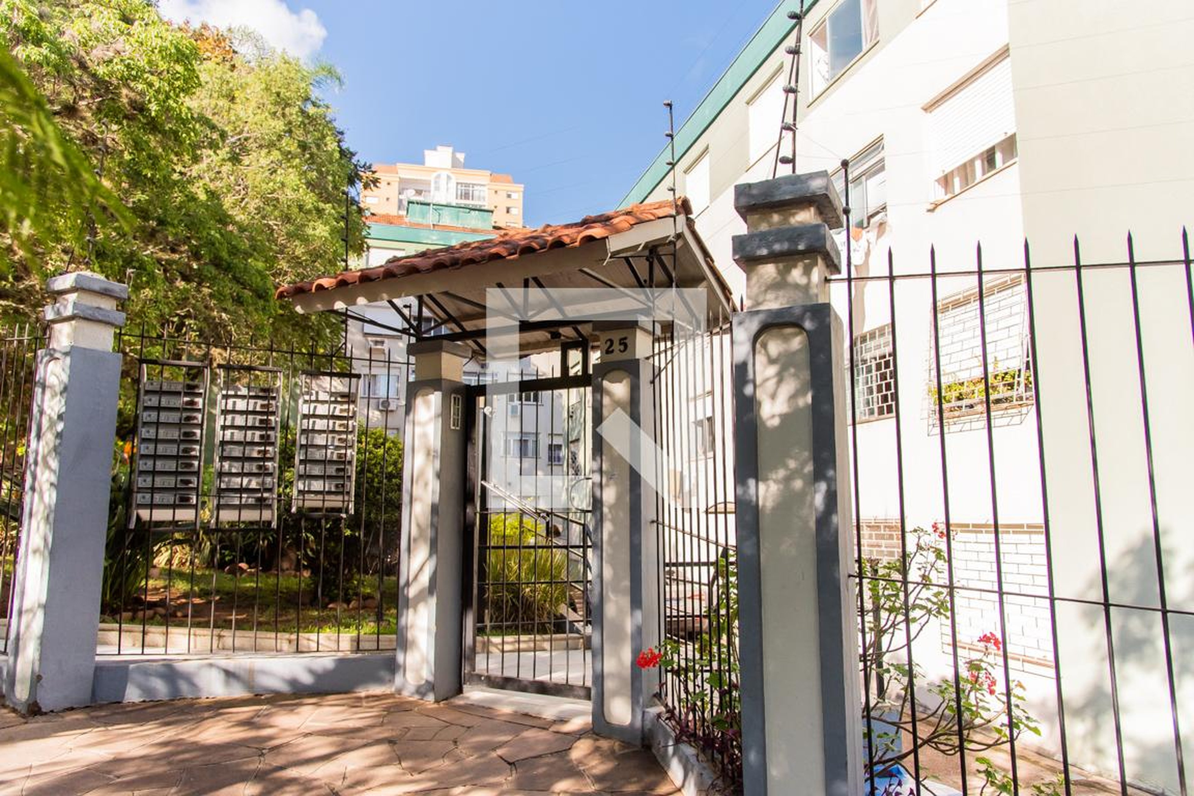 Fachada do Condomínio Condomínio Jardim Barbacena