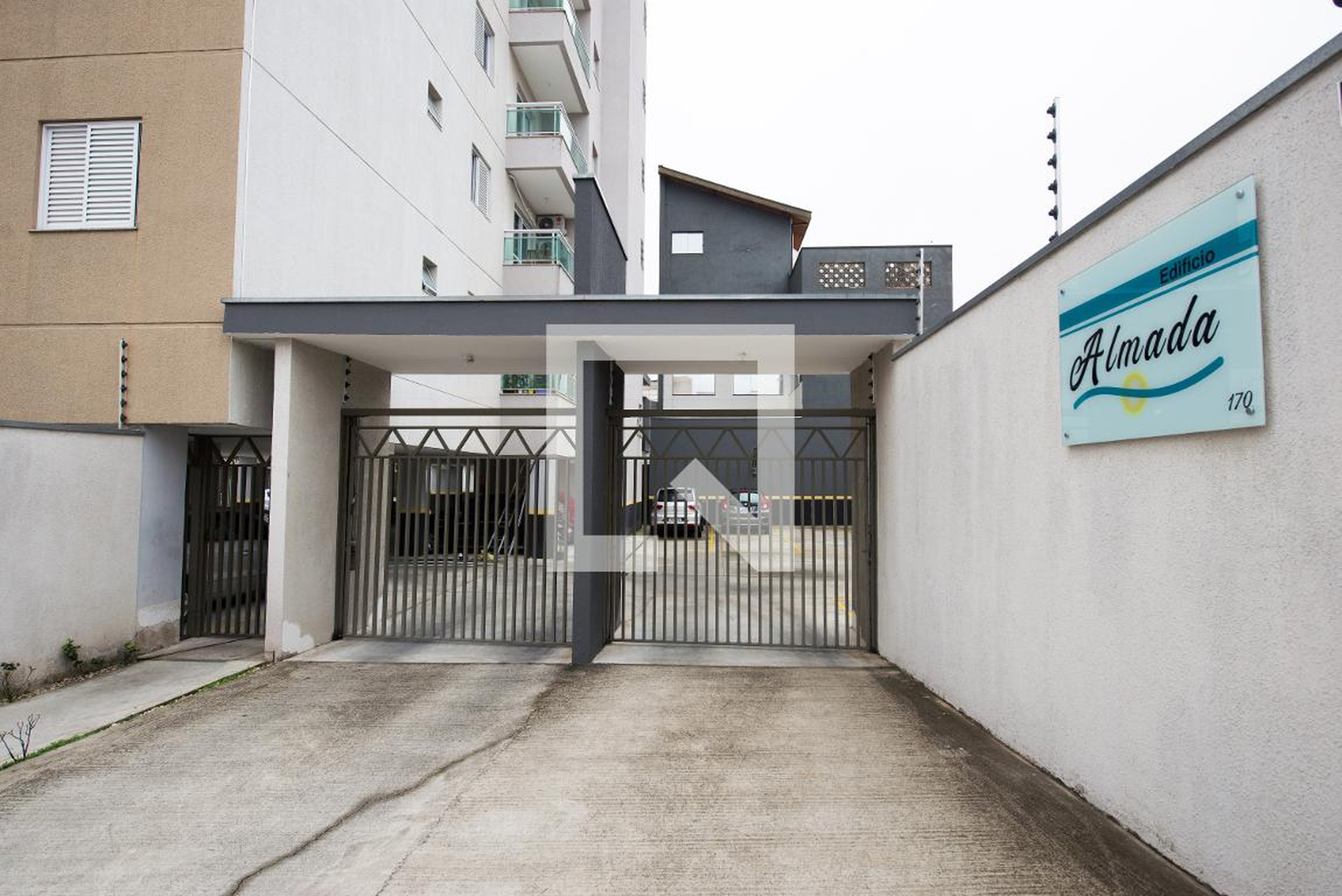 Fachada do Condomínio Edificio Almada