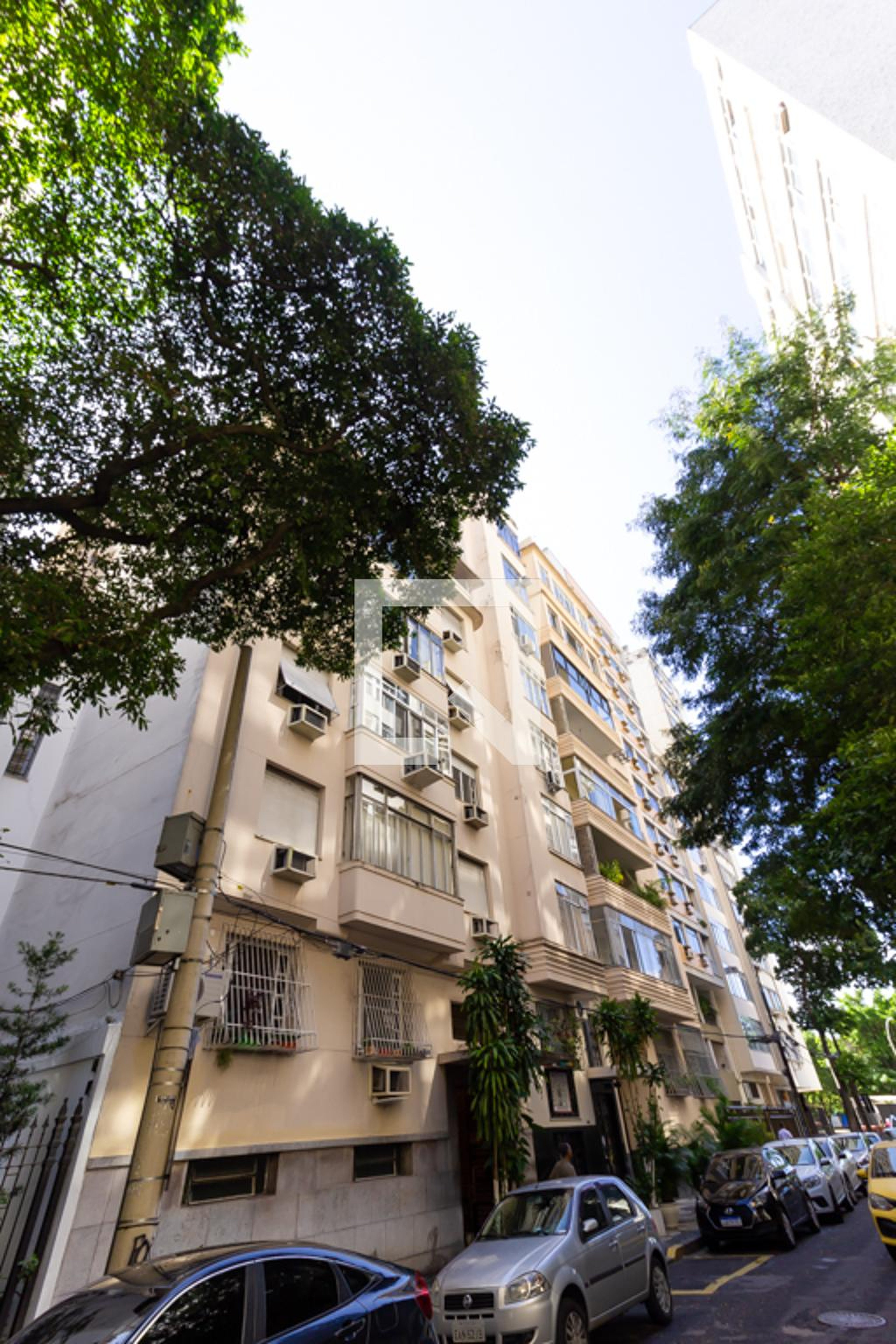 Fachada Condomínio em Rua Machado de Assis, 16