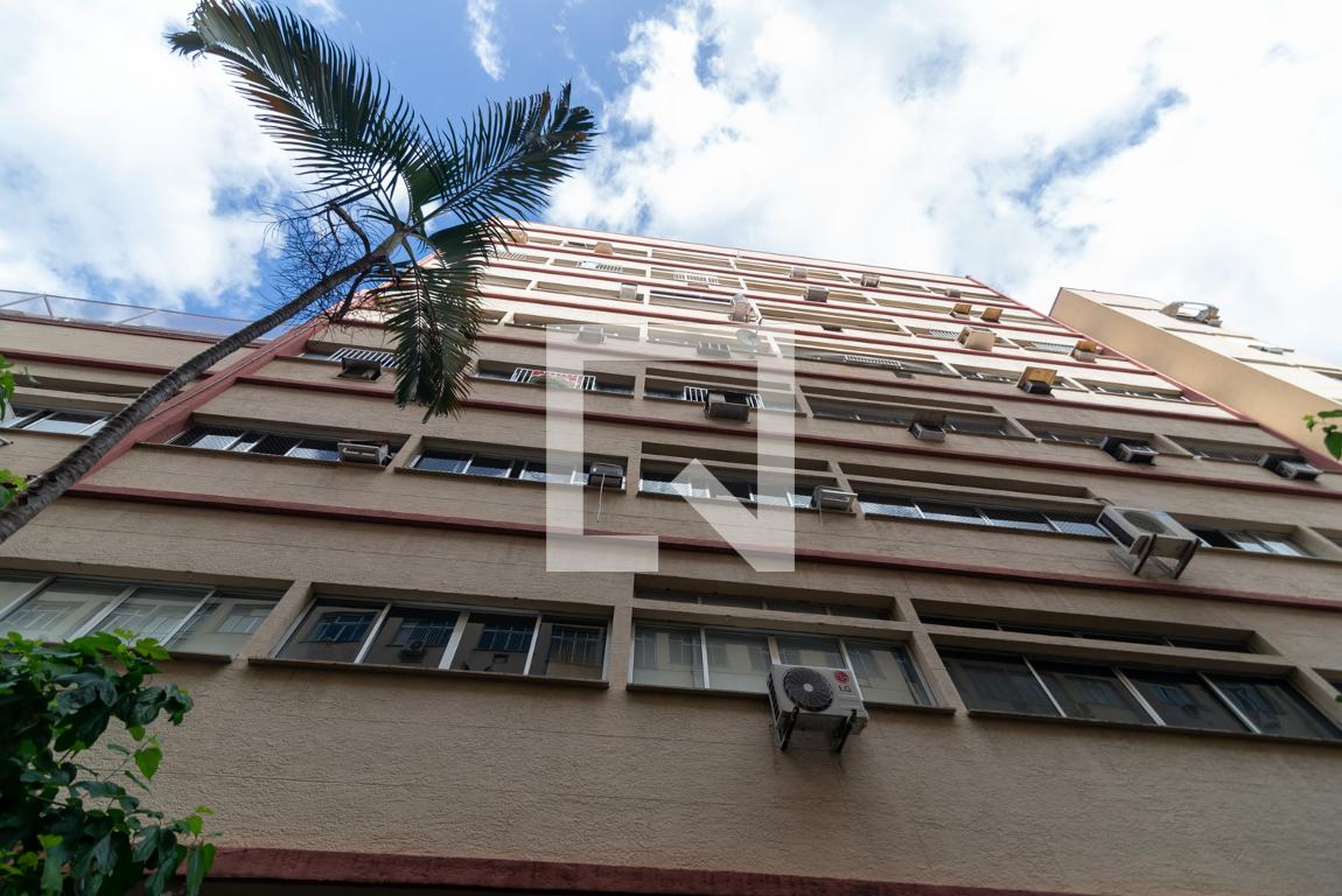 Fachada Condomínio em Rua Henry Ford, 110