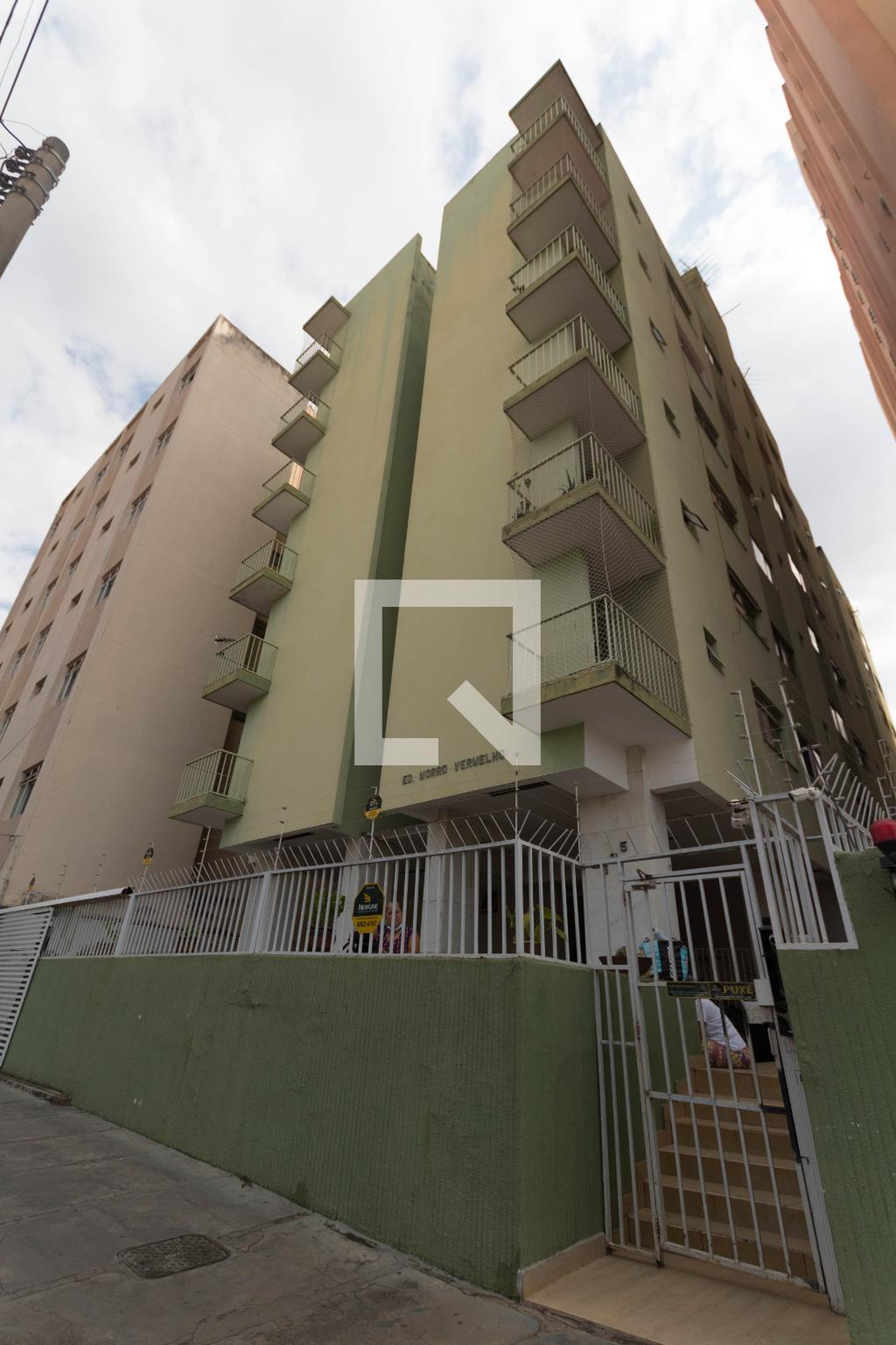 Fachada Condomínio em Rua 6, 625