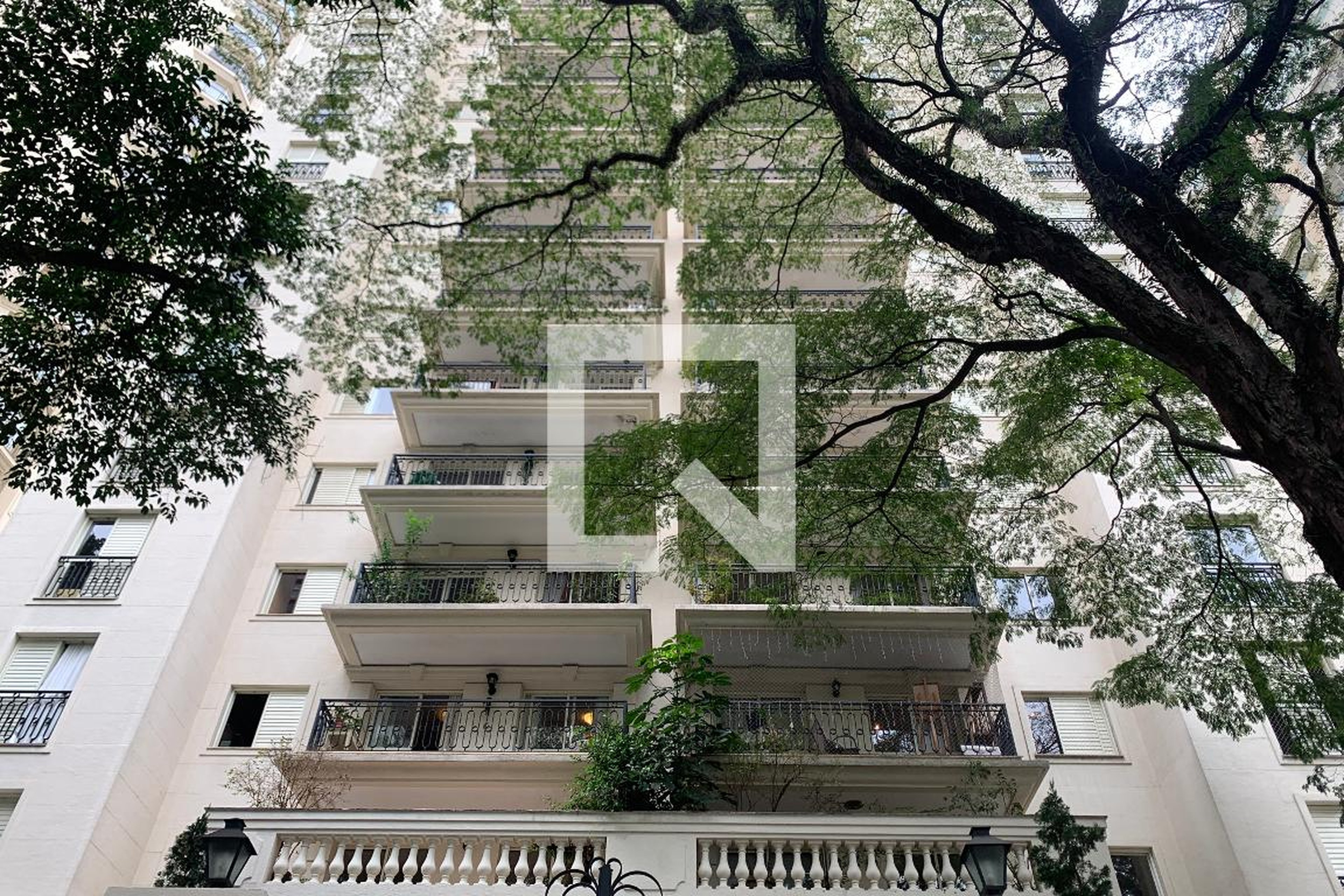 Fachada do Prédio Condomínio Forte Mont Serrat