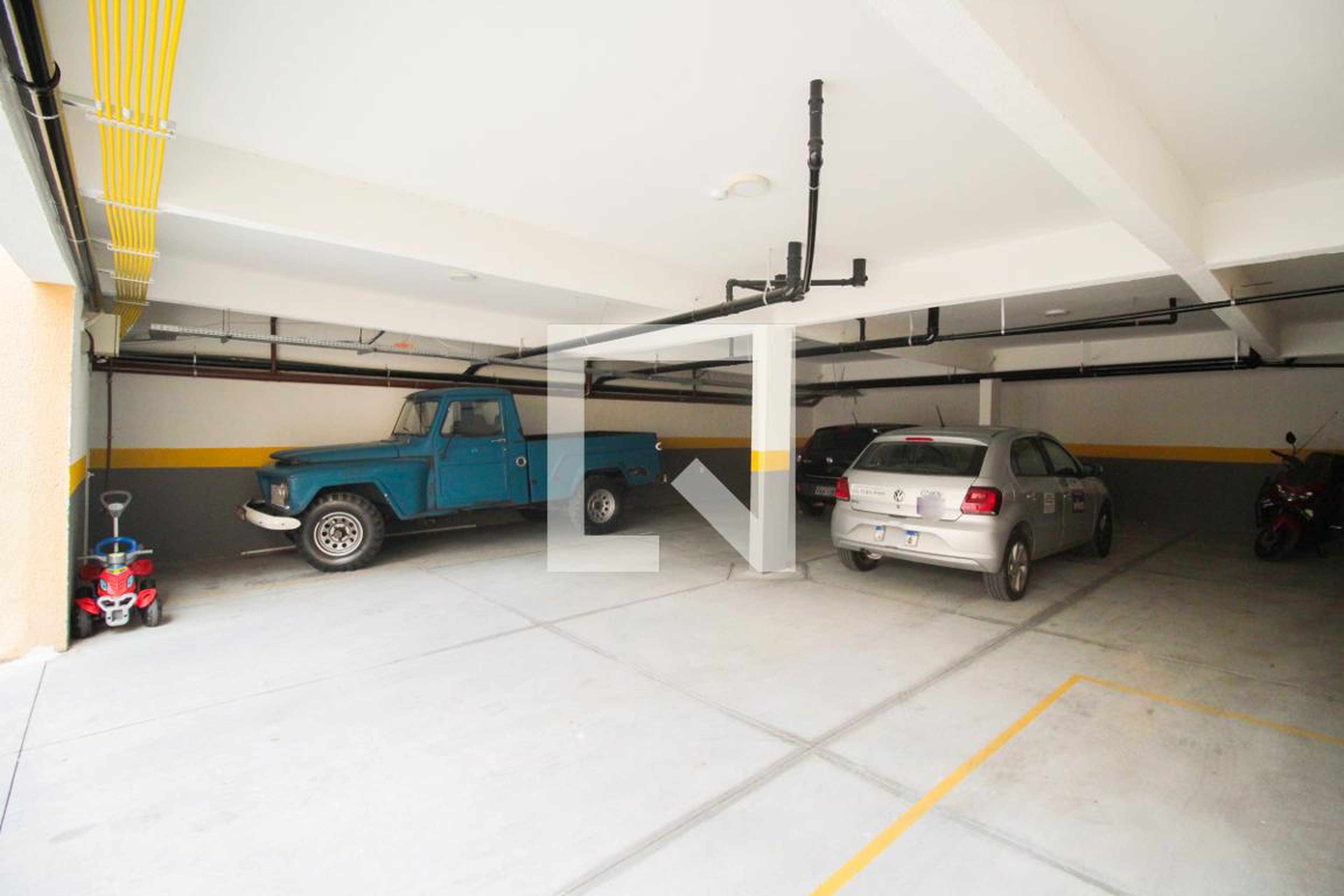 Estacionamento - Bras Vidigal Residencial